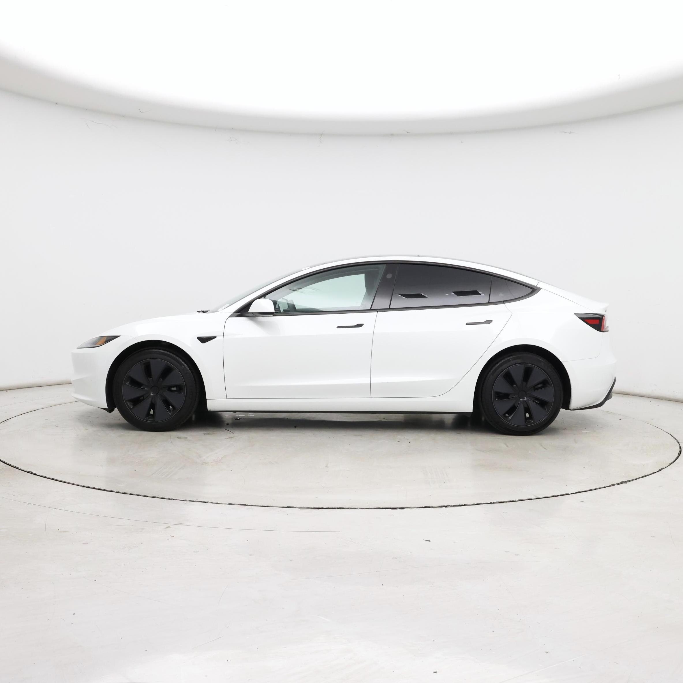 Thumbnail: 2025 Tesla Model 3 - 3