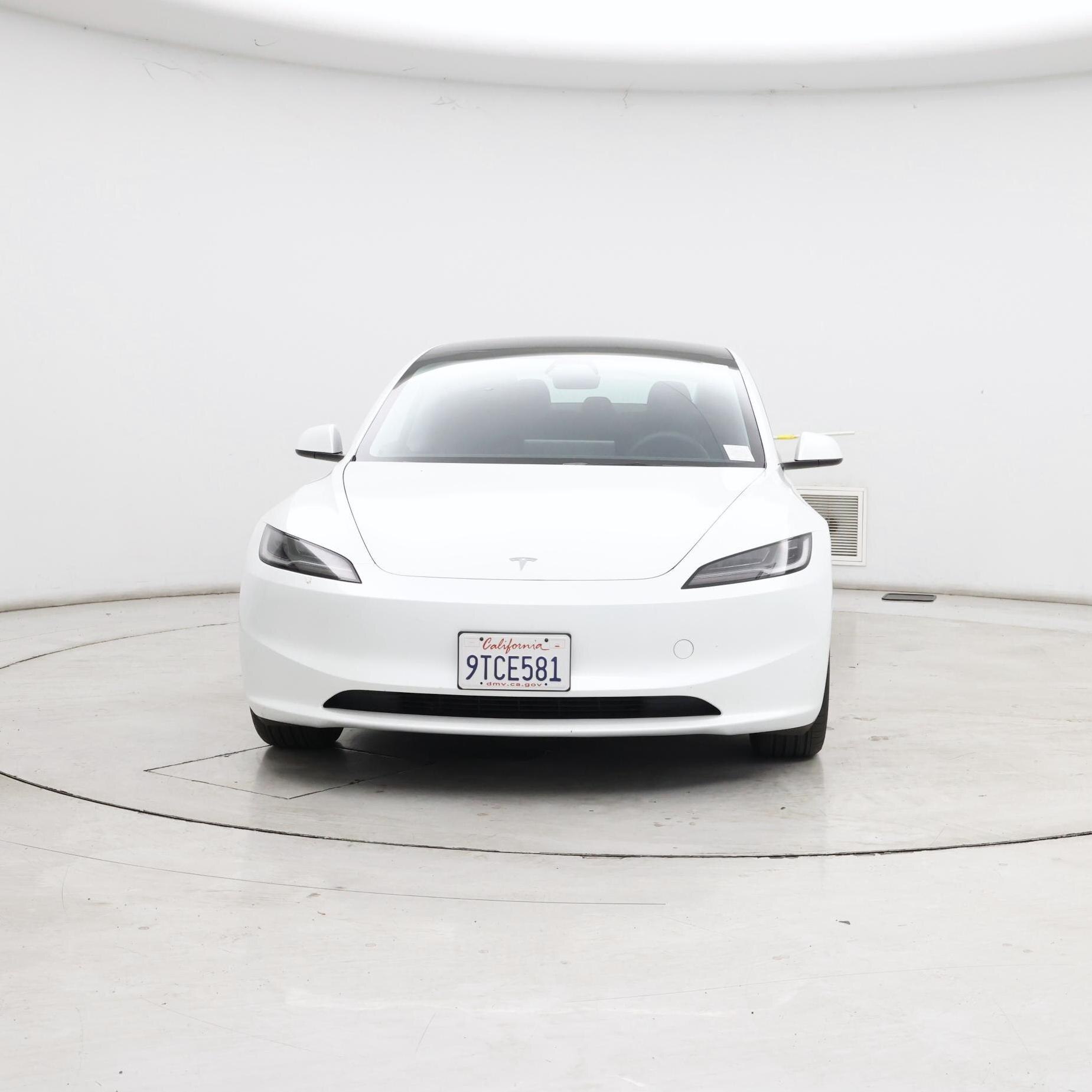 Thumbnail: 2025 Tesla Model 3 - 5