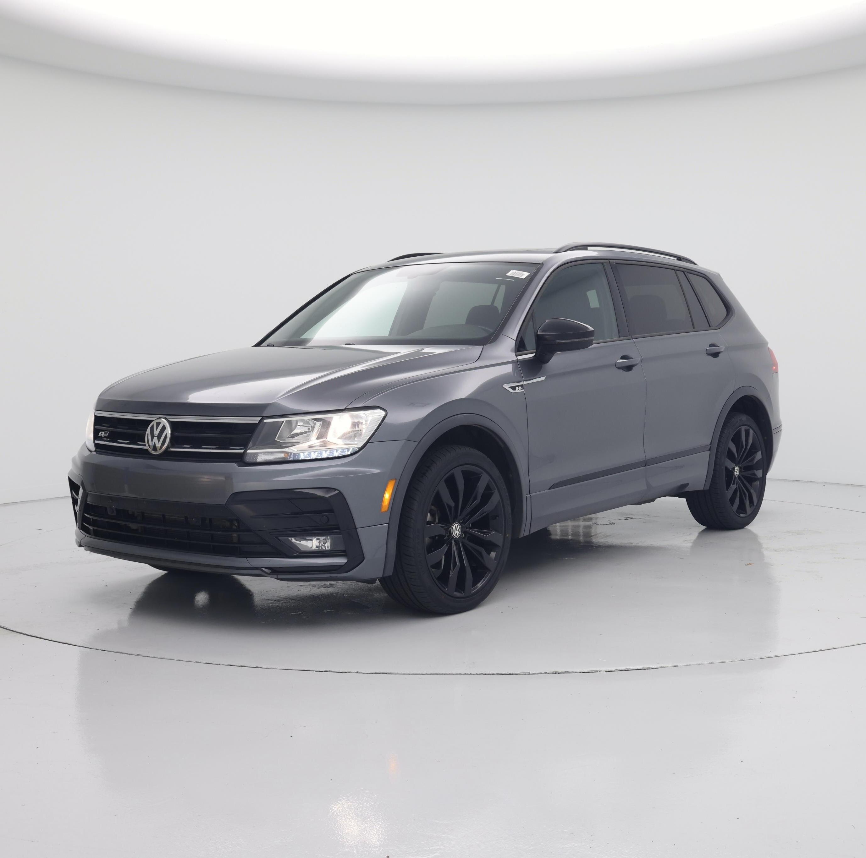 Thumbnail: 2020 Volkswagen Tiguan - 4