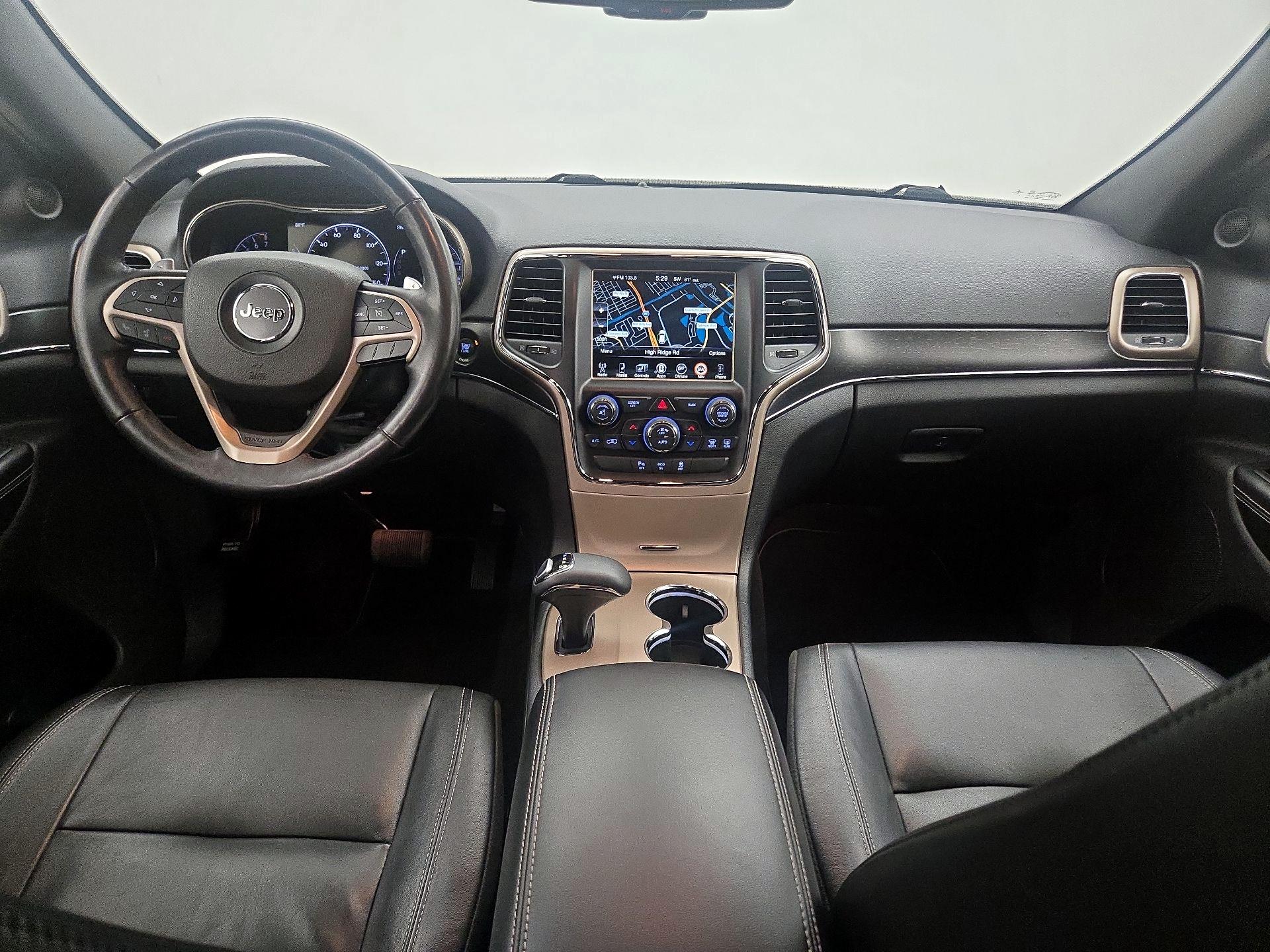 Thumbnail: 2015 Jeep Grand Cherokee - 9