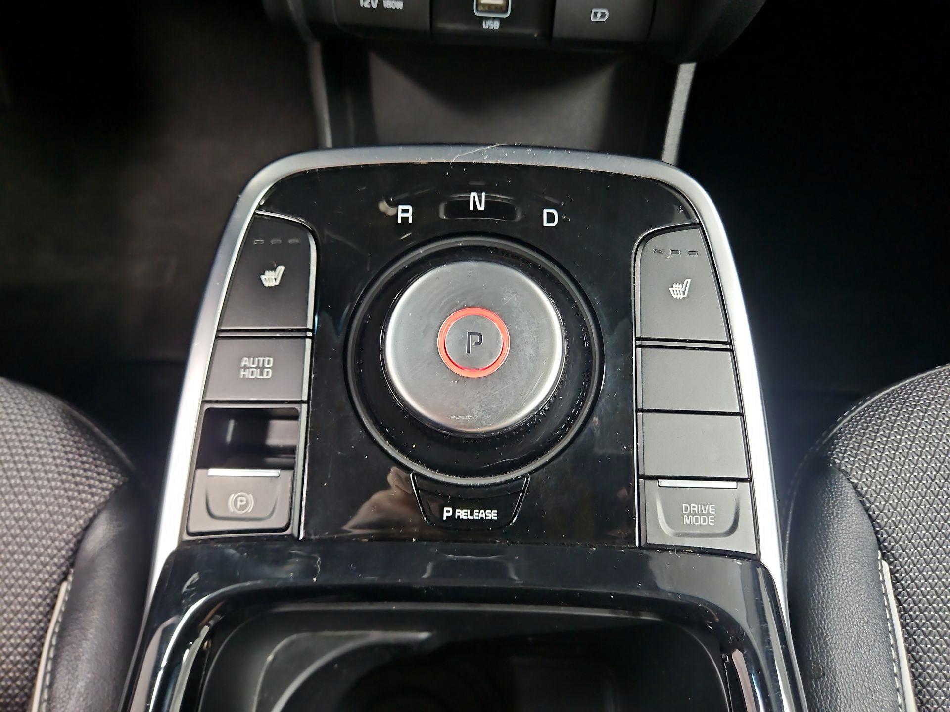 Thumbnail: 2020 Kia Niro - 17