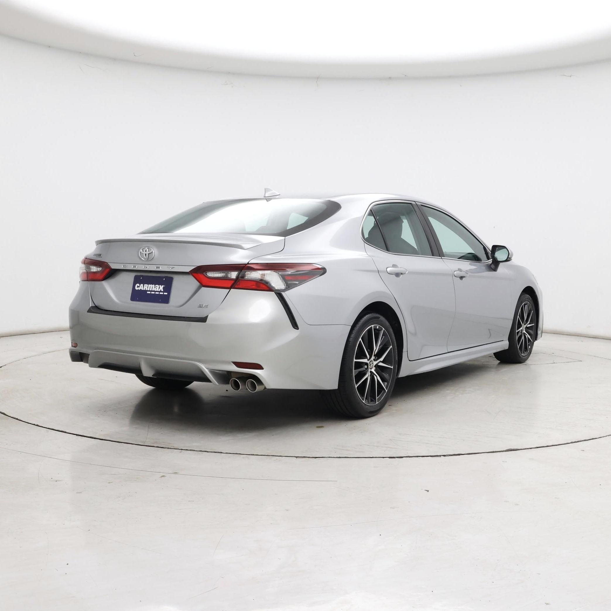 Thumbnail: 2022 Toyota Camry - 8