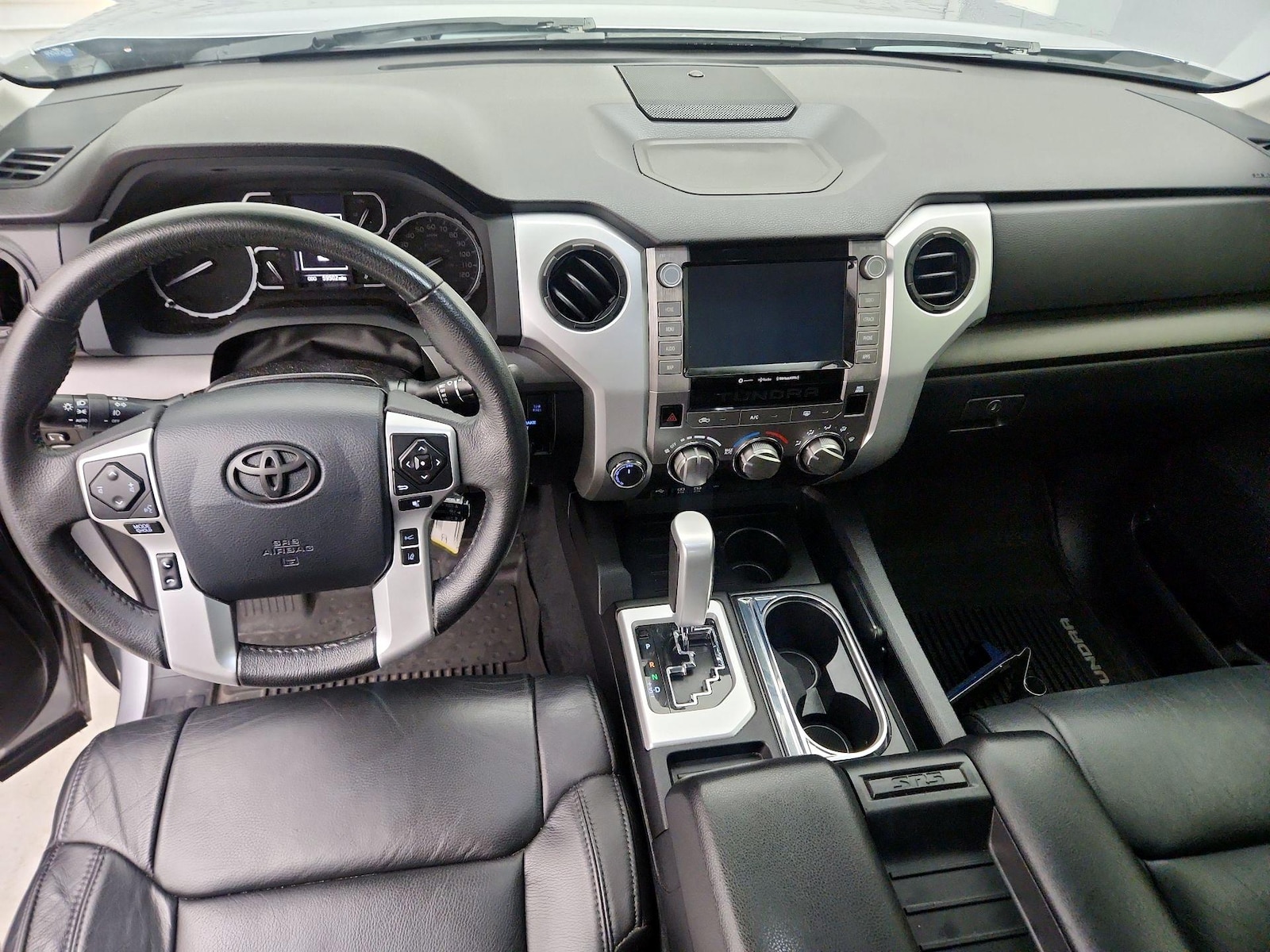 2020 Toyota Tundra SR5 - Photo 10