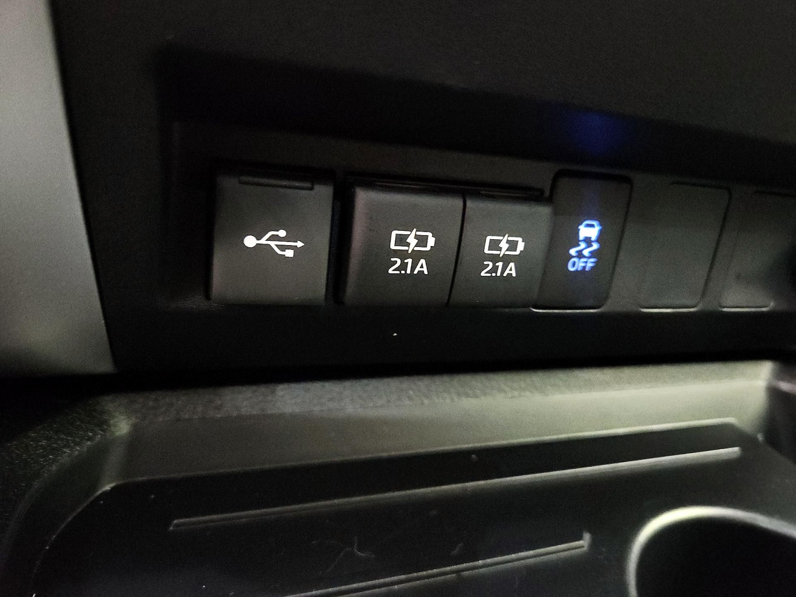 2020 Toyota Tundra SR5 - Photo 19