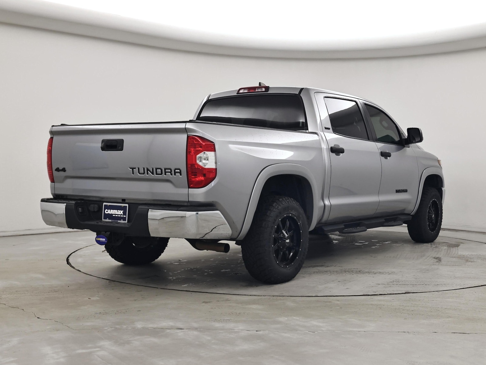 2020 Toyota Tundra SR5 - Photo 9
