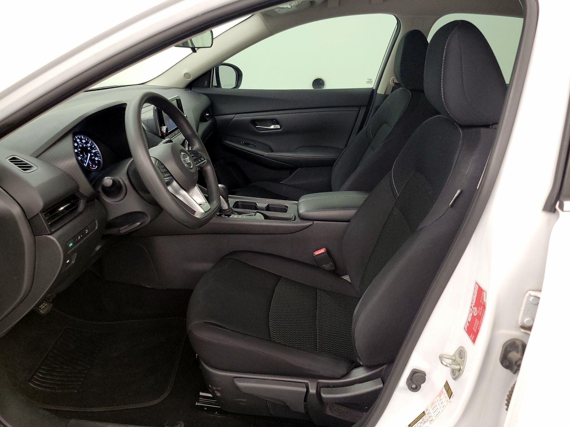 Thumbnail: 2021 Nissan Sentra - 11