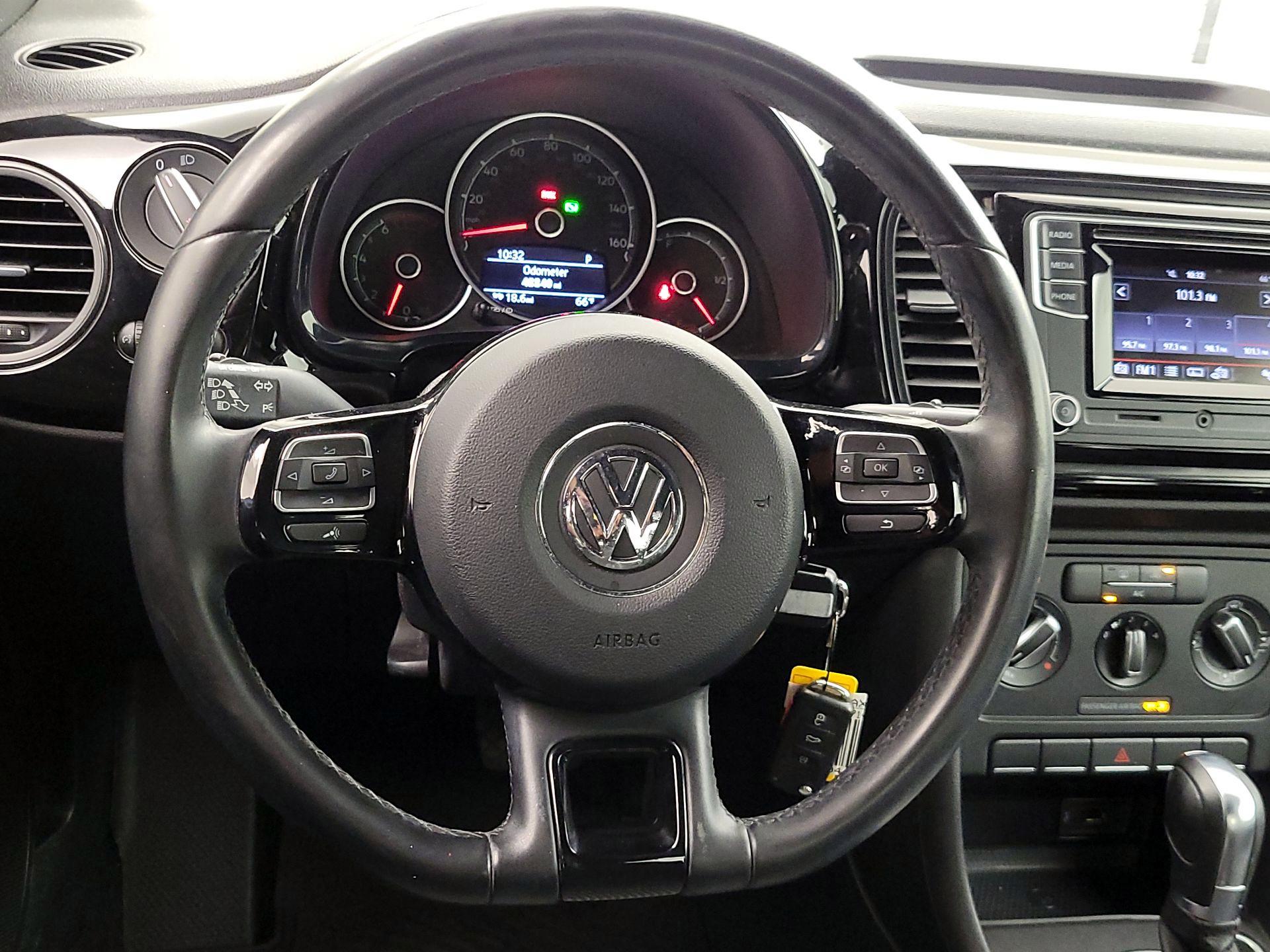 Thumbnail: 2018 Volkswagen Beetle - 10