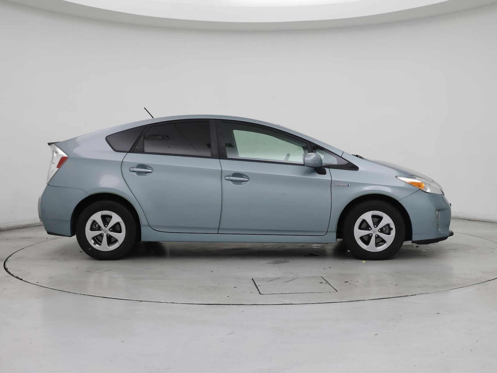 2015 Toyota Prius 8