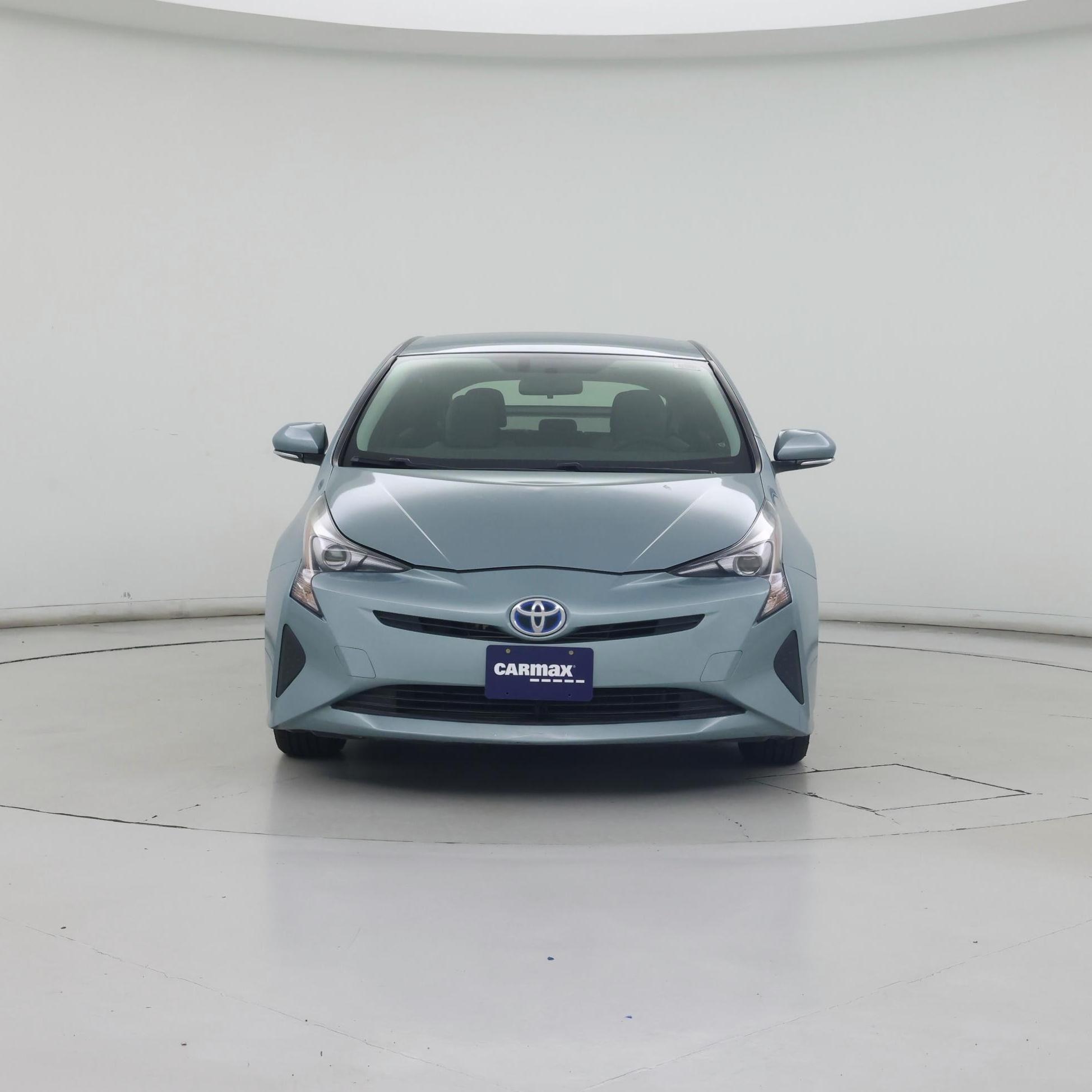 Thumbnail: 2016 Toyota Prius - 5