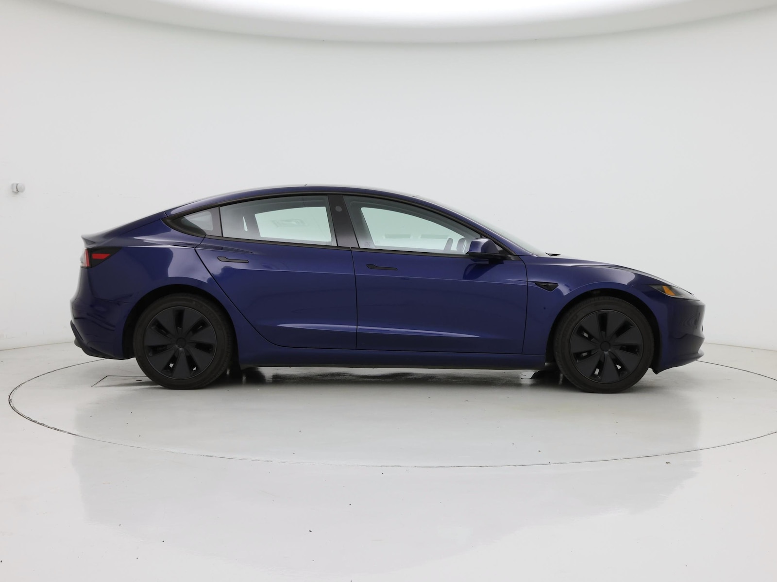 2025 Tesla Model 3 Long Range - Photo 8