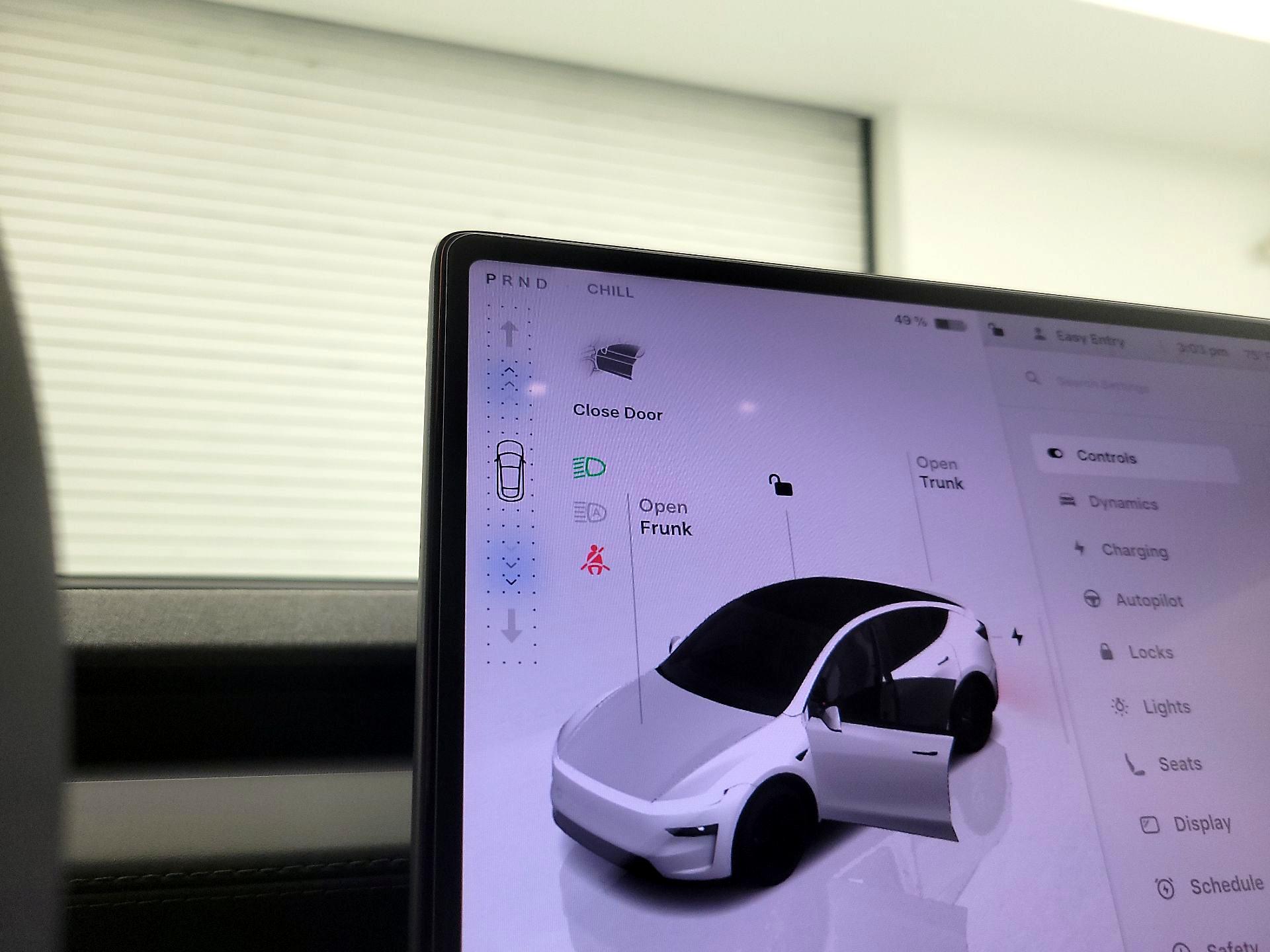 Thumbnail: 2026 Tesla Model Y - 17