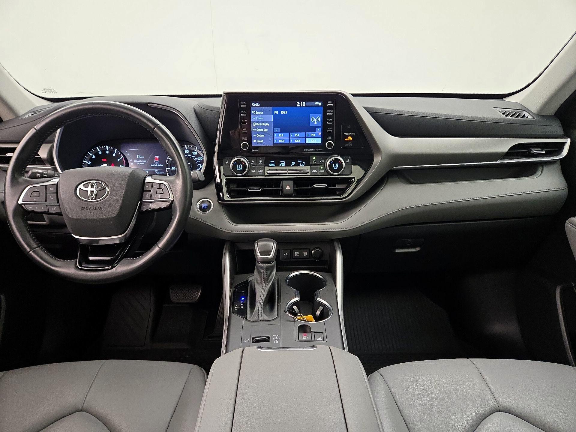 Thumbnail: 2021 Toyota Highlander - 9