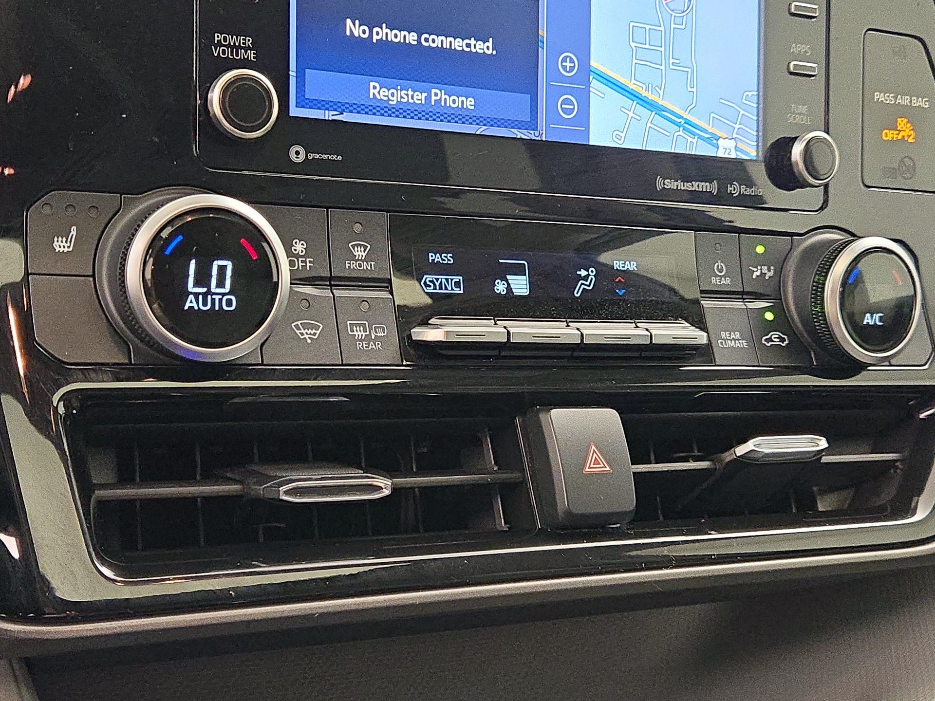 Thumbnail: 2021 Toyota Highlander - 16