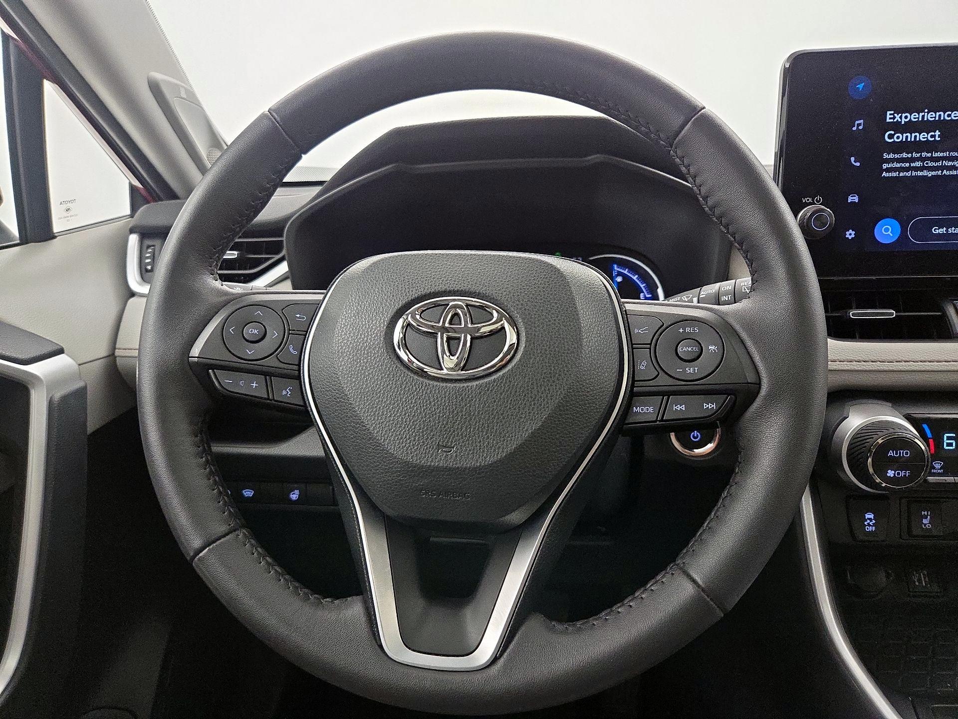 Thumbnail: 2023 Toyota RAV4 - 10