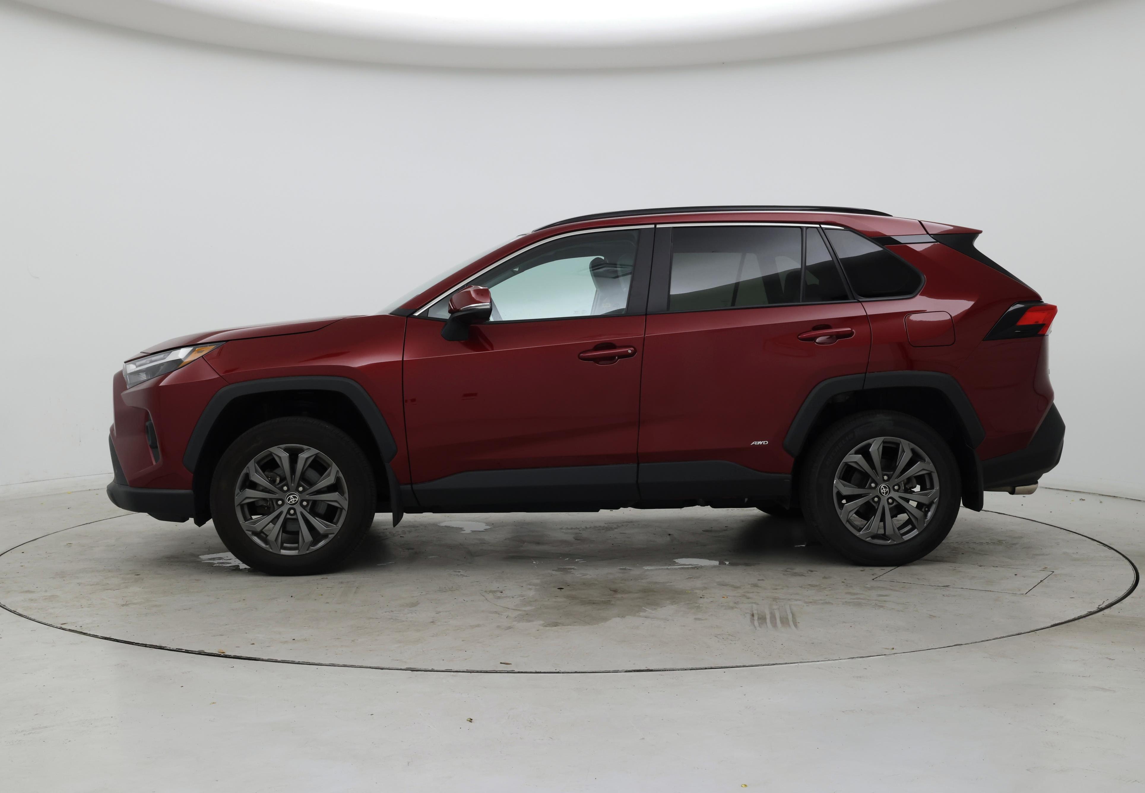 Thumbnail: 2023 Toyota RAV4 - 3