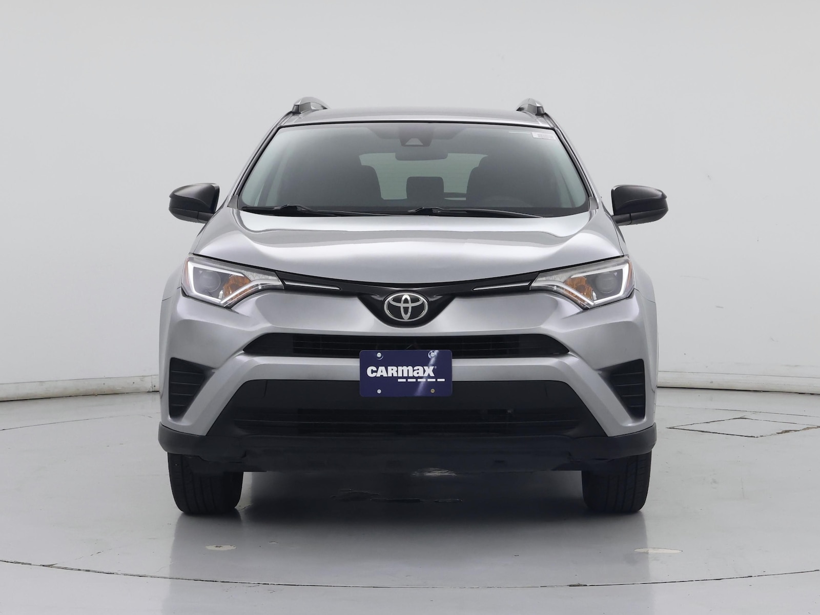2017 Toyota RAV4 LE - Photo 6