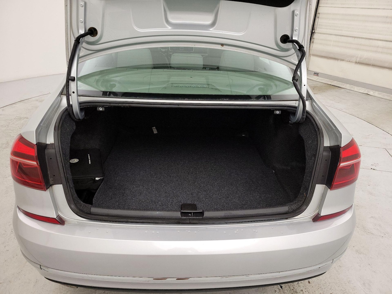 2018 Volkswagen Passat SE - Photo 17