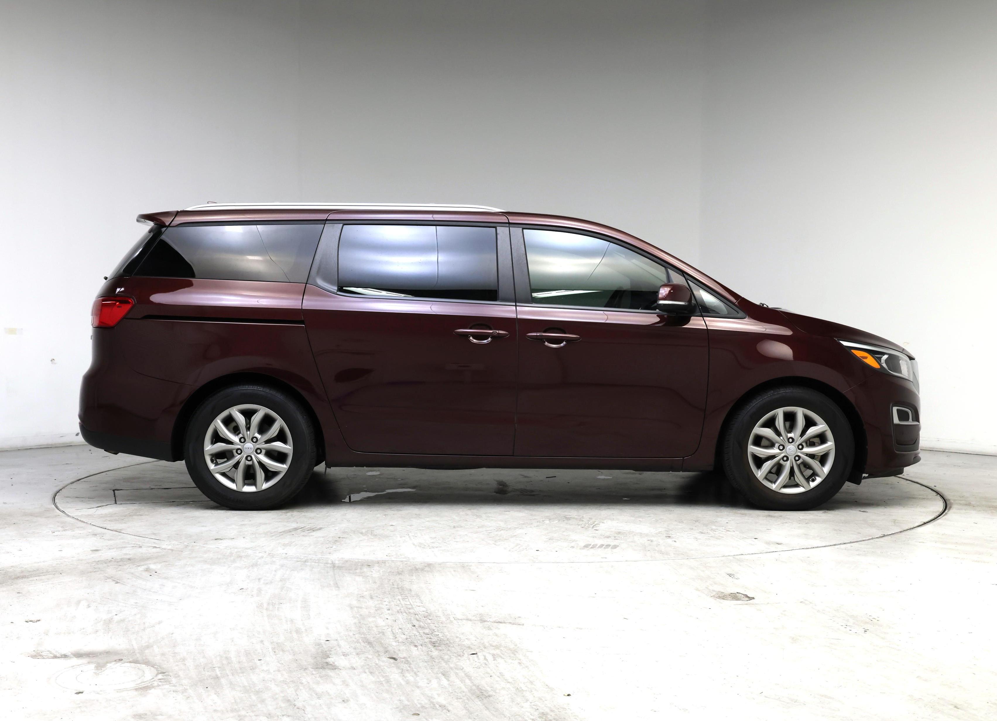 Thumbnail: 2020 Kia Sedona - 7