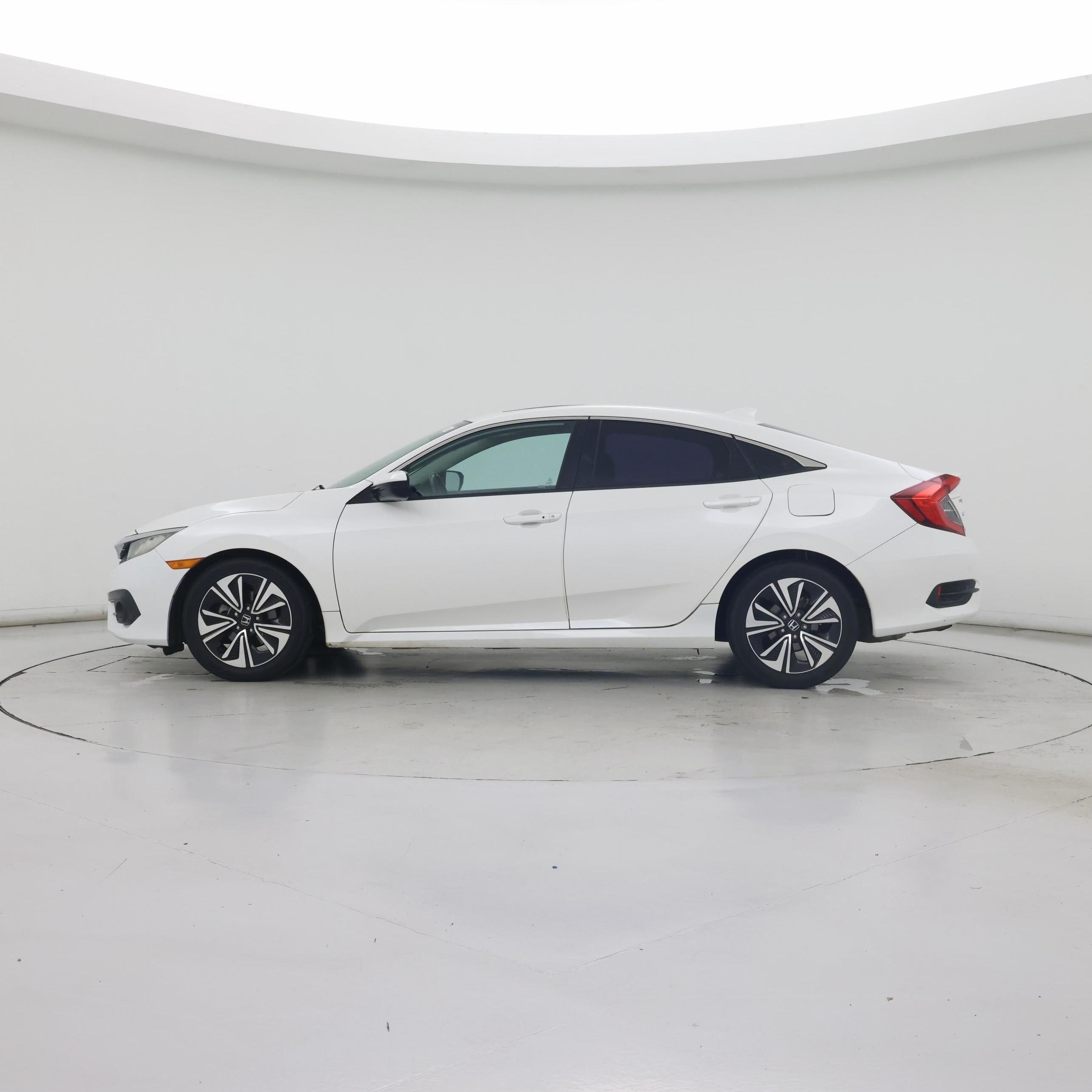 Thumbnail: 2017 Honda Civic - 3