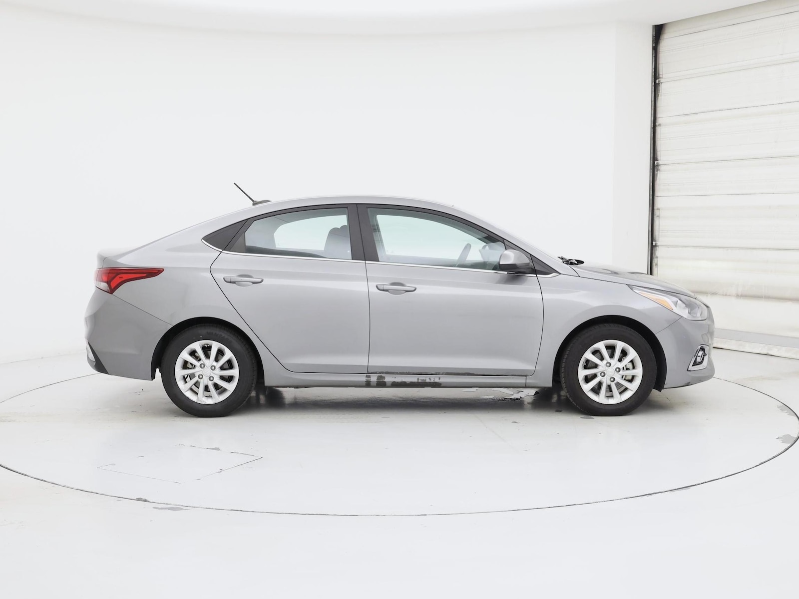 2022 Hyundai Accent SEL - Photo 8