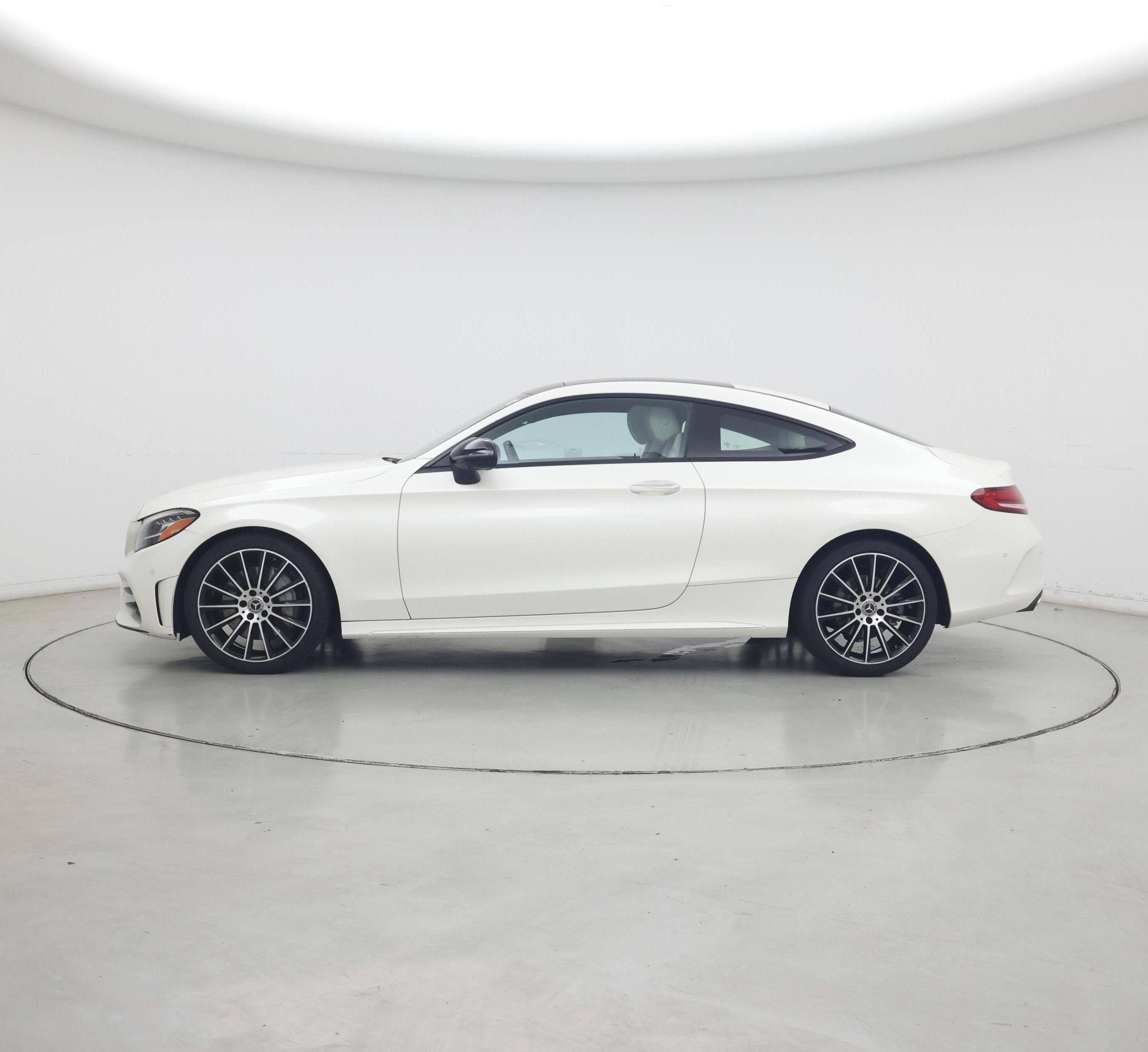 Thumbnail: 2023 Mercedes-Benz C-Class - 3