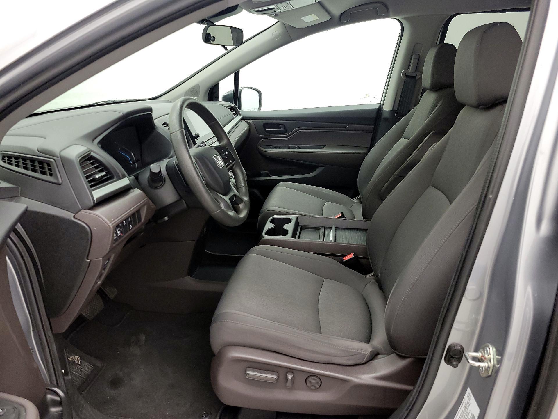 Thumbnail: 2019 Honda Odyssey - 11