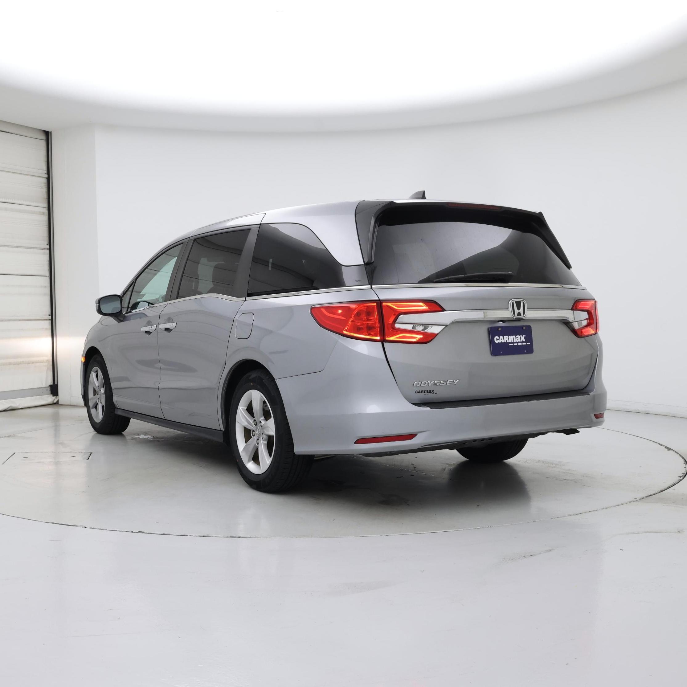 Thumbnail: 2019 Honda Odyssey - 2
