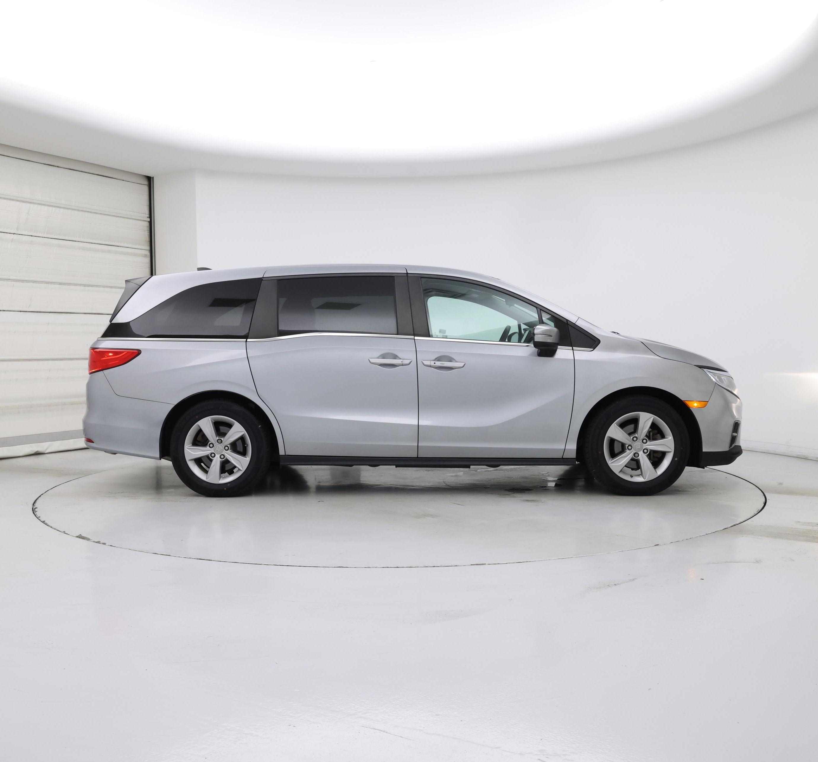 Thumbnail: 2019 Honda Odyssey - 7