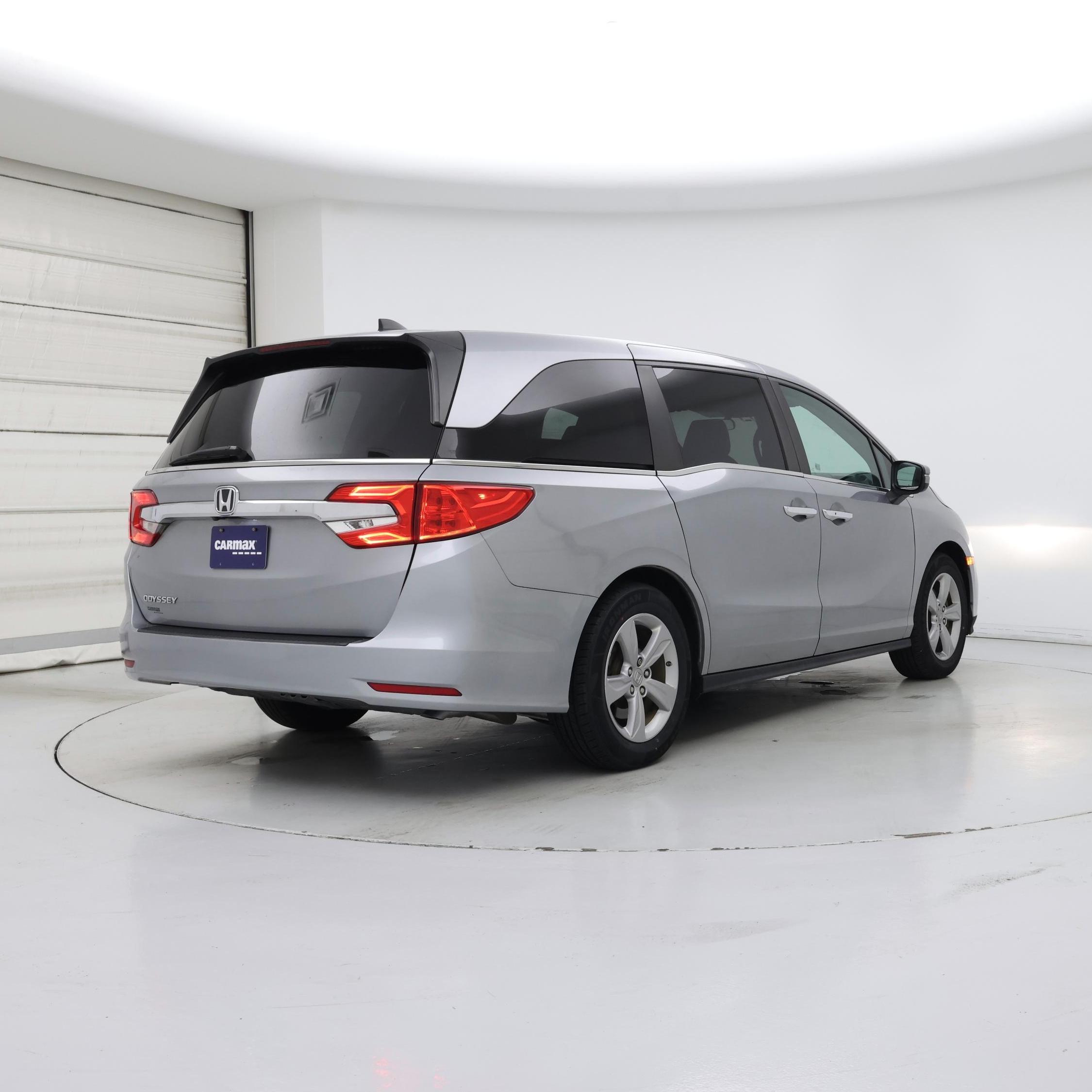 Thumbnail: 2019 Honda Odyssey - 8