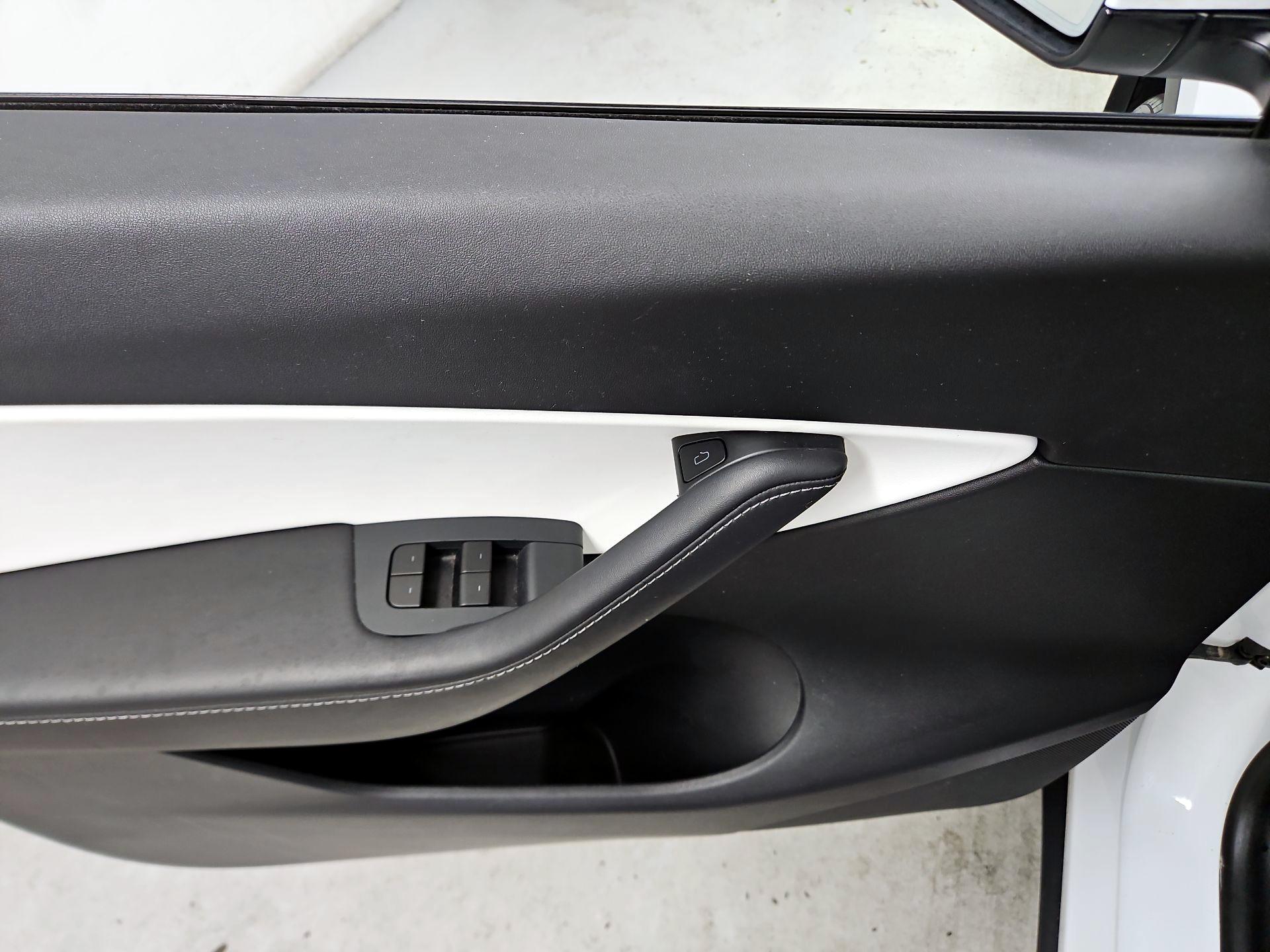 Thumbnail: 2021 Tesla Model Y - 12