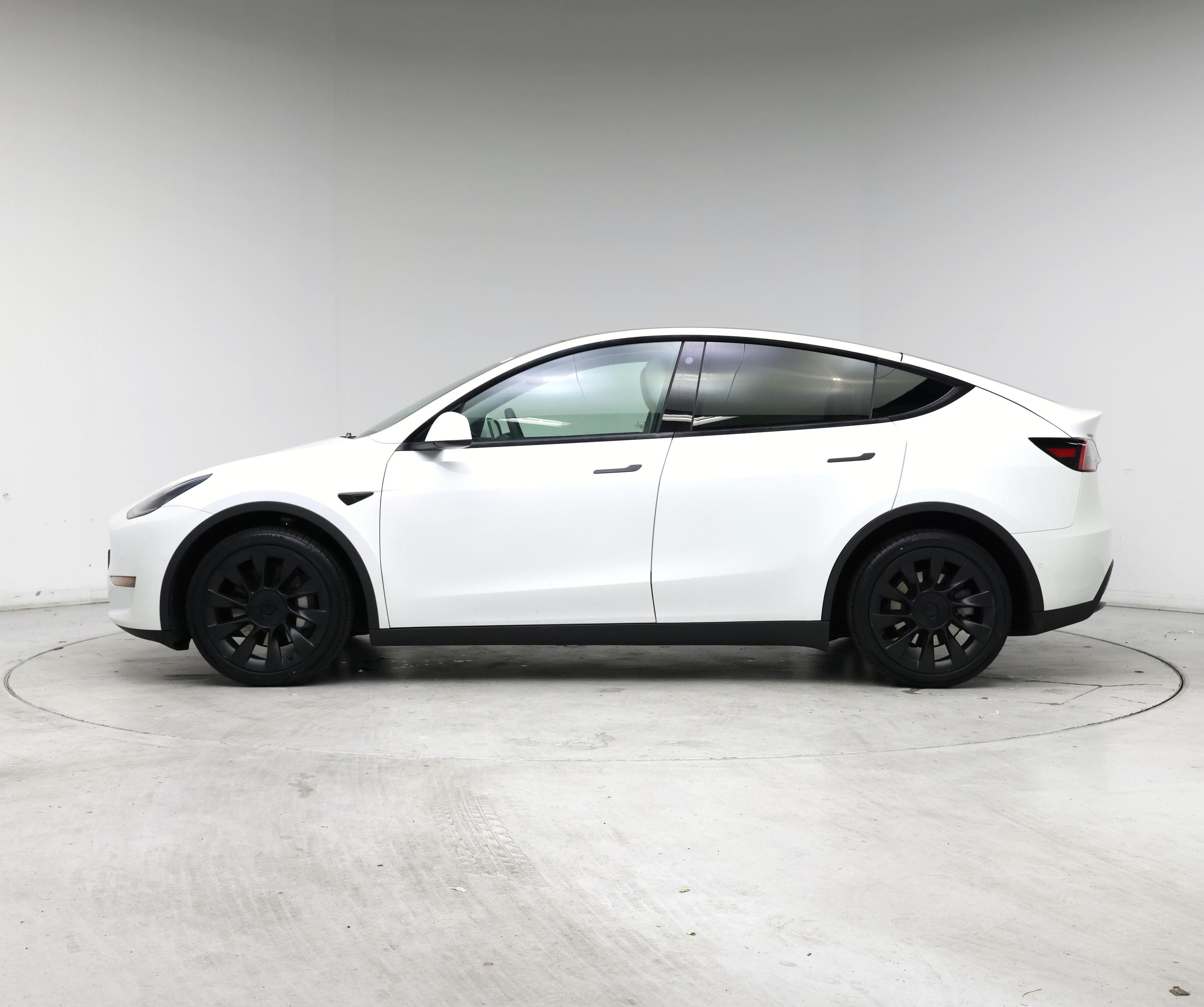 Thumbnail: 2021 Tesla Model Y - 3