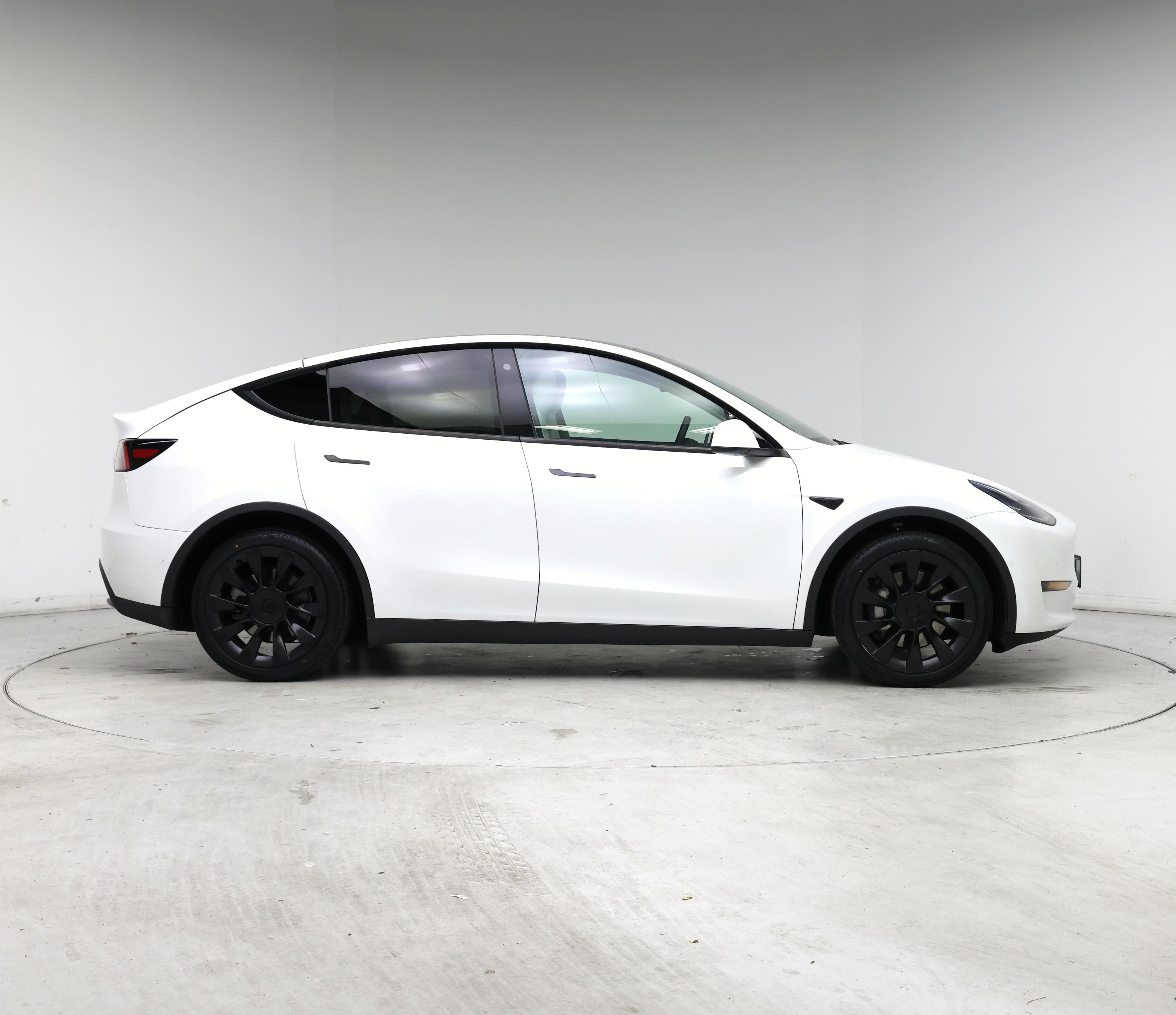 Thumbnail: 2021 Tesla Model Y - 7