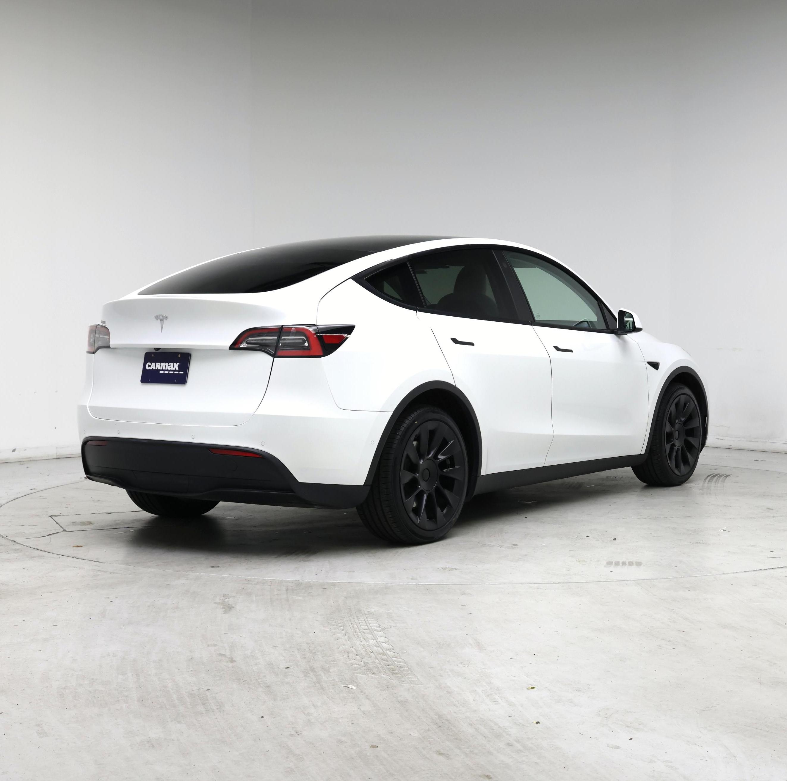 Thumbnail: 2021 Tesla Model Y - 8