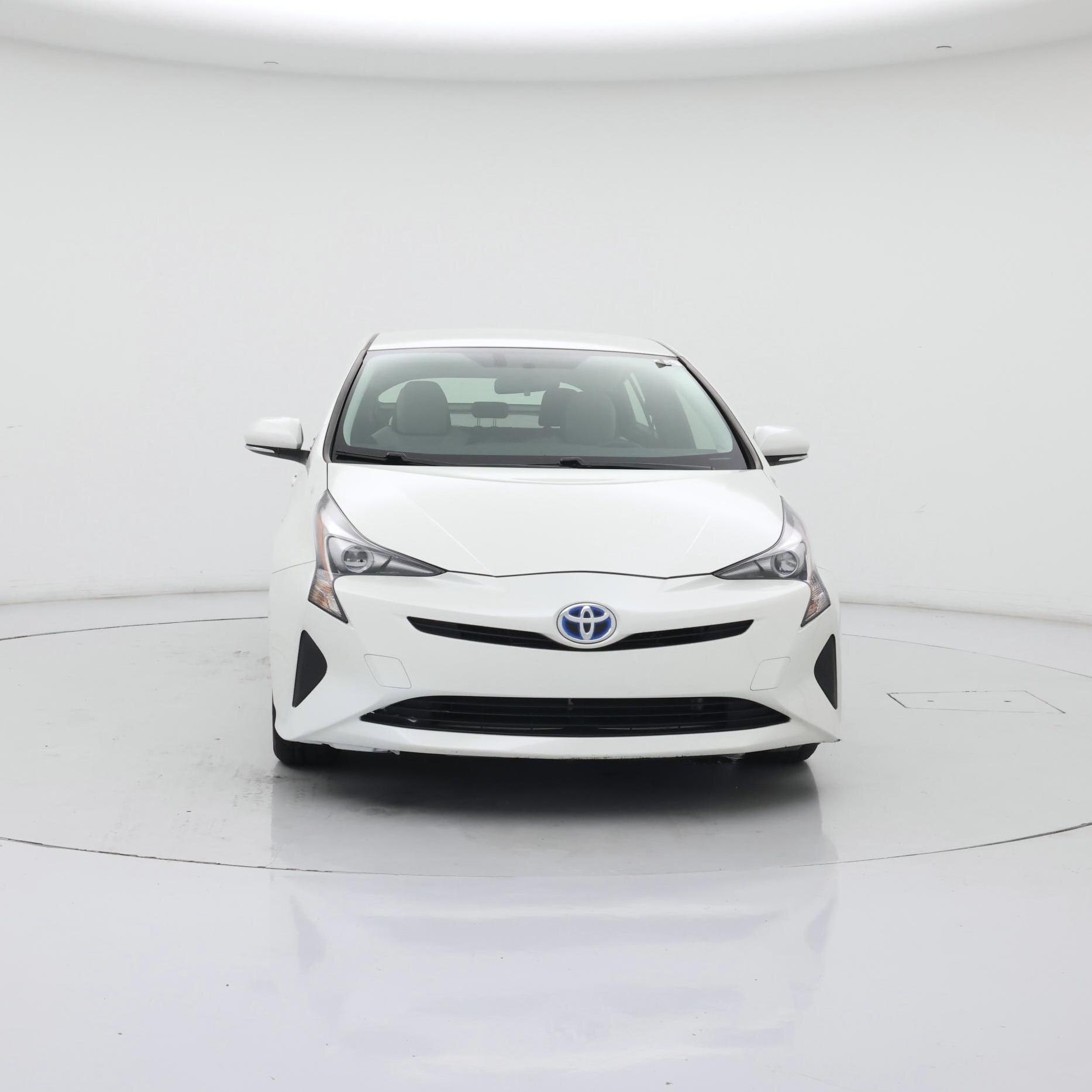 Thumbnail: 2016 Toyota Prius - 5
