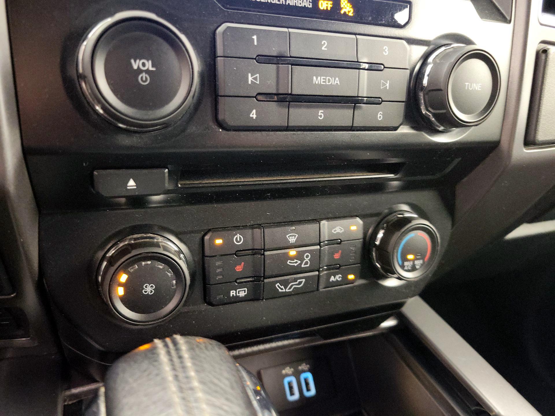 Thumbnail: 2016 Ford F-150 - 16