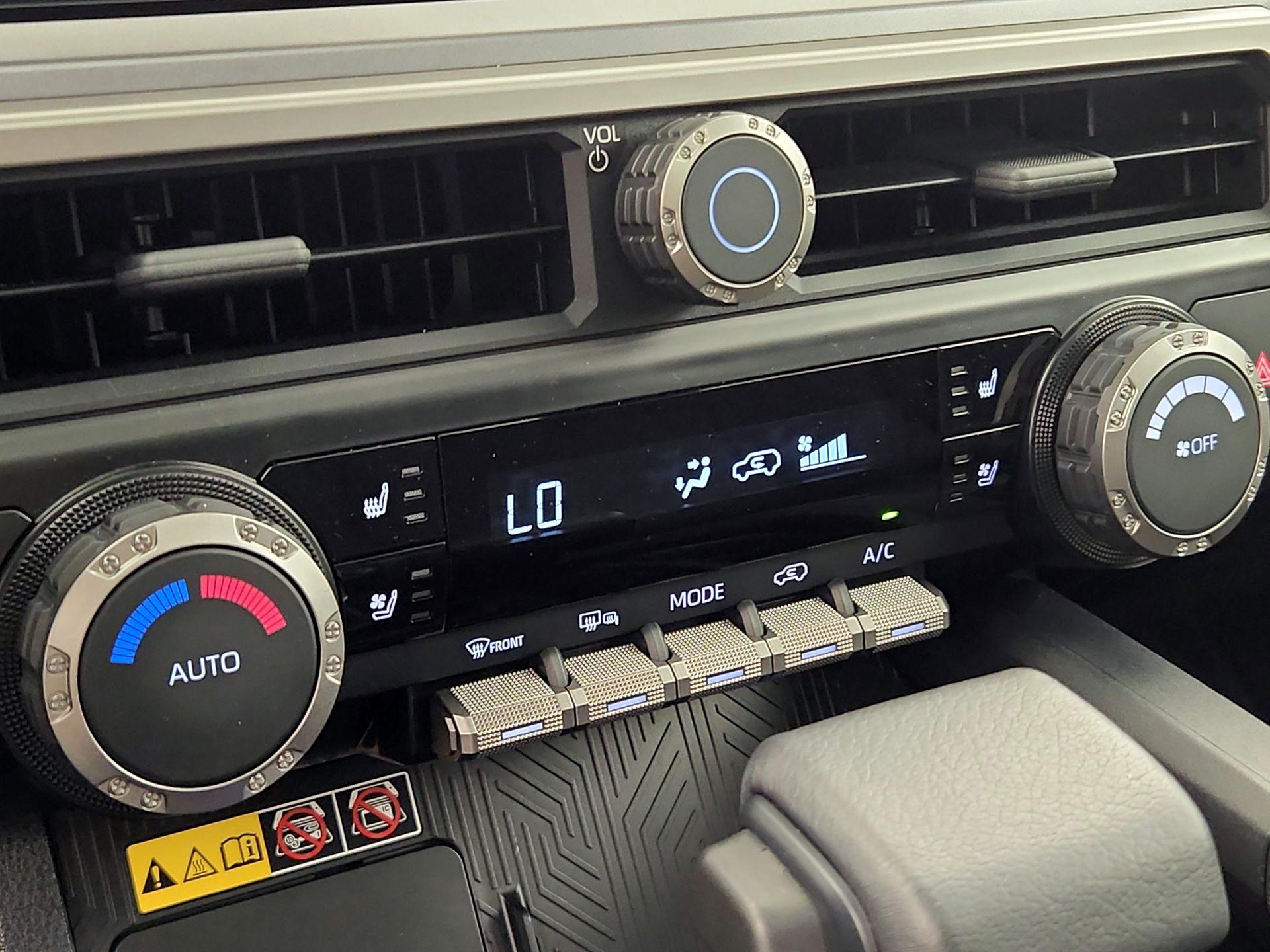 Thumbnail: 2025 Toyota 4Runner - 16