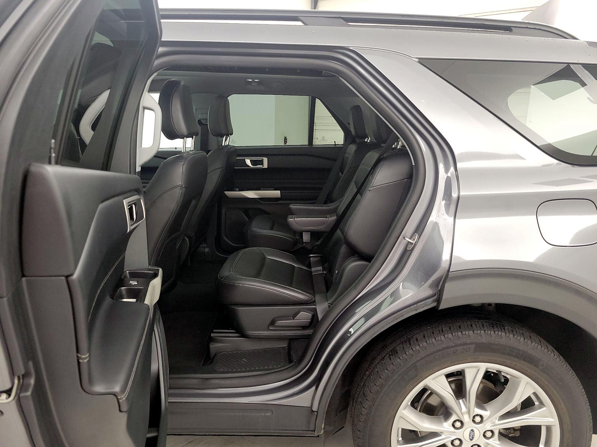 Thumbnail: 2021 Ford Explorer - 19