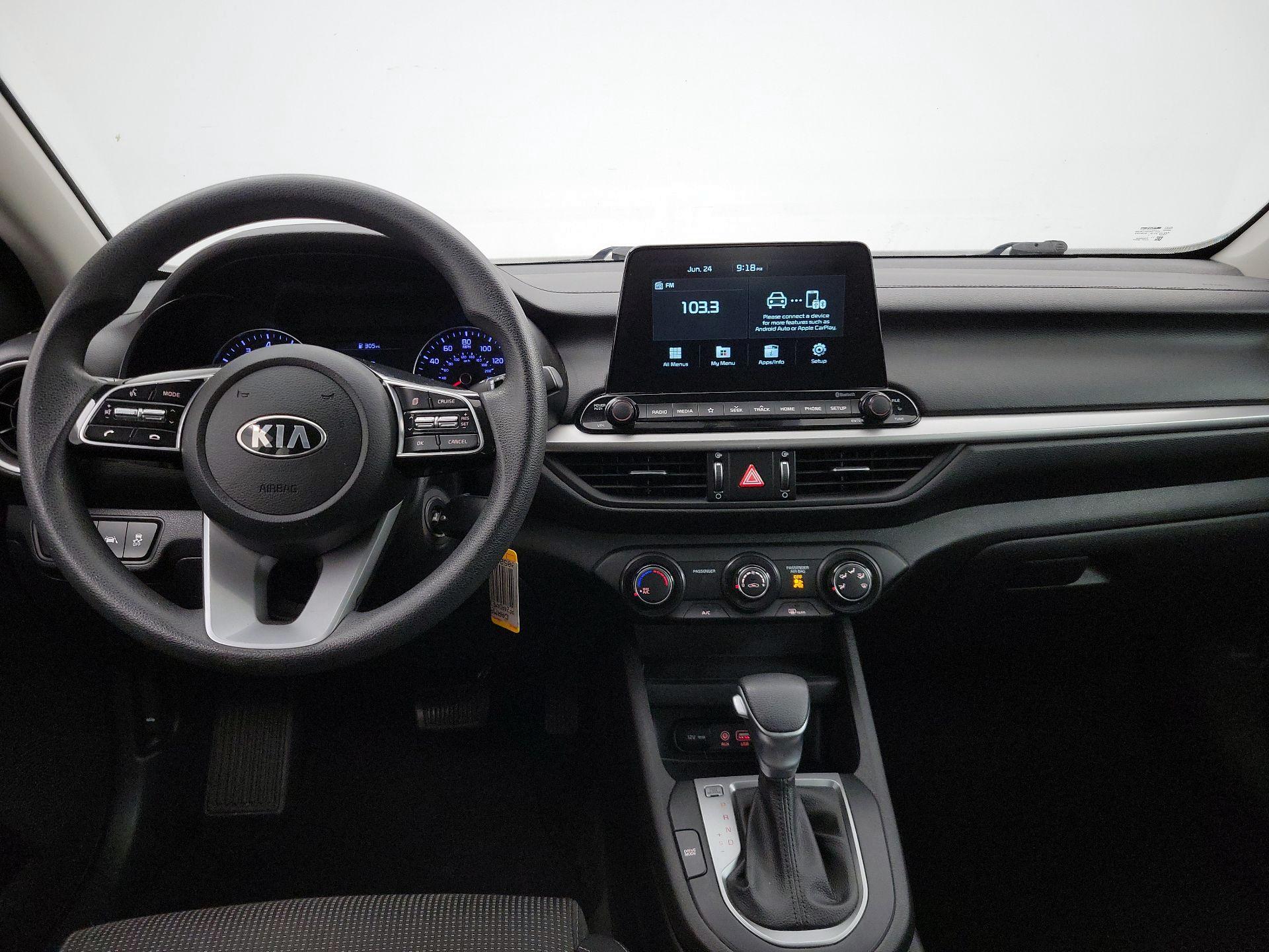 Thumbnail: 2021 Kia Forte - 9