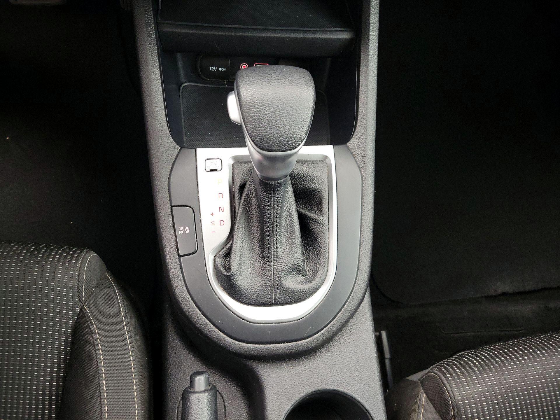Thumbnail: 2021 Kia Forte - 17