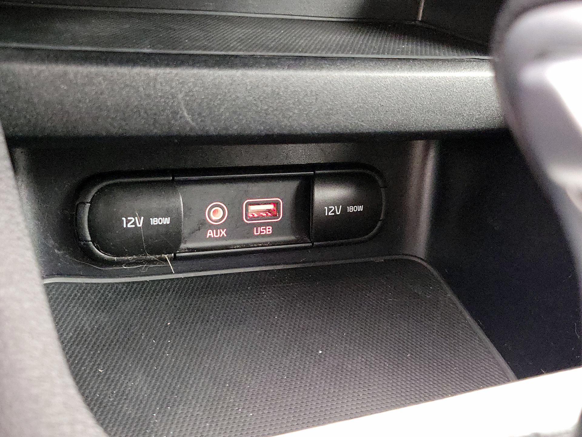 Thumbnail: 2021 Kia Forte - 18