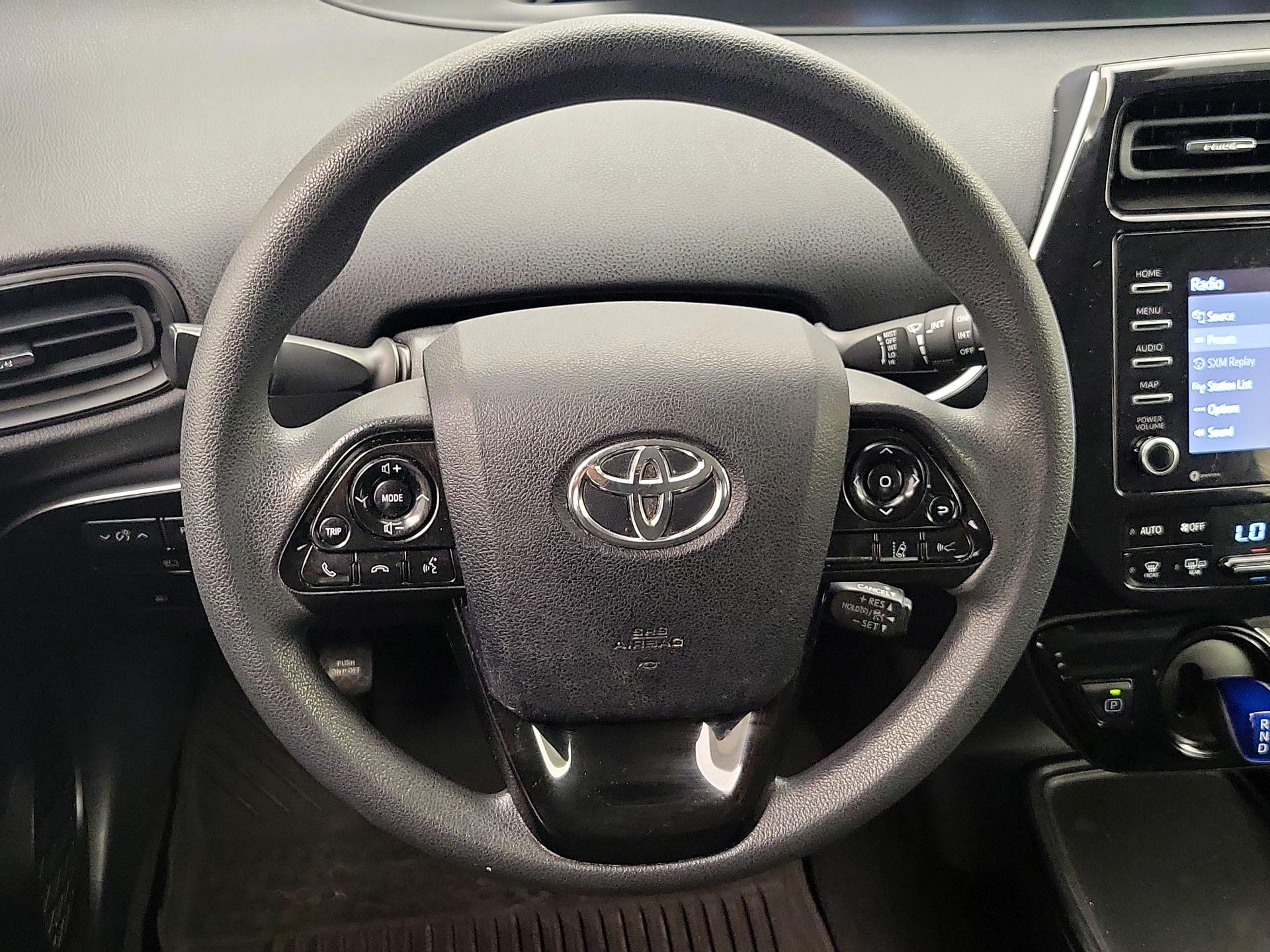 Thumbnail: 2022 Toyota Prius - 10