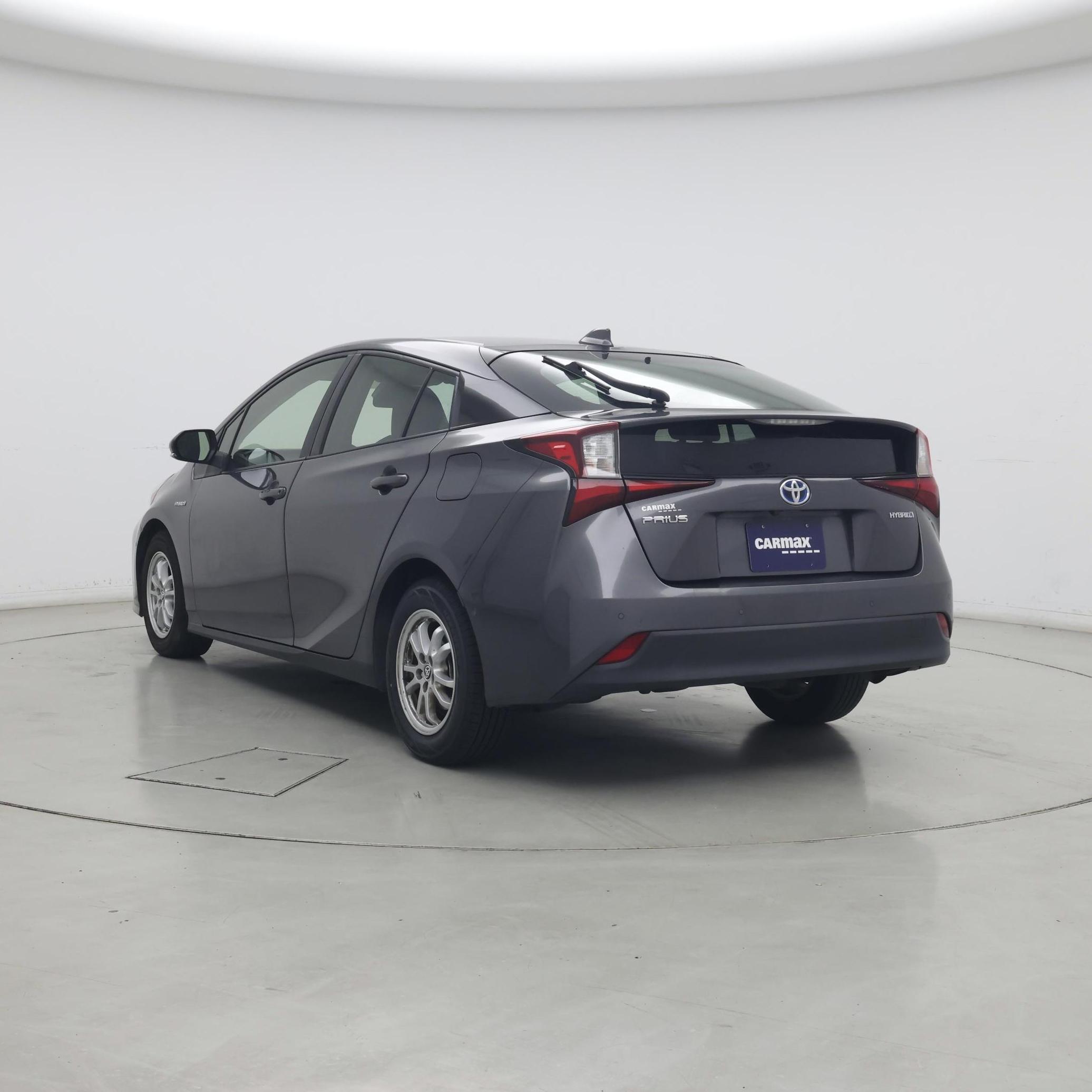 Thumbnail: 2022 Toyota Prius - 2