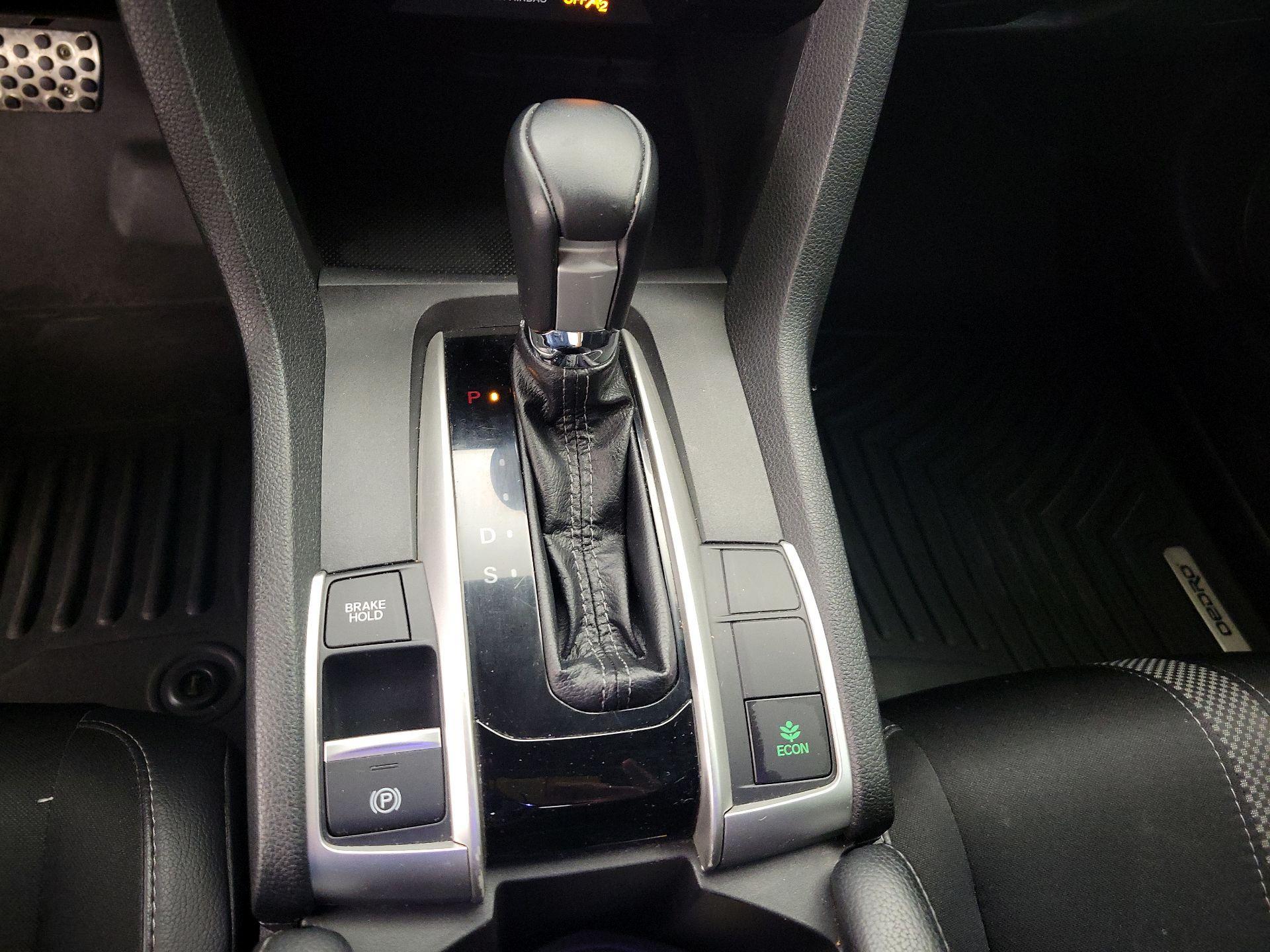Thumbnail: 2019 Honda Civic - 17