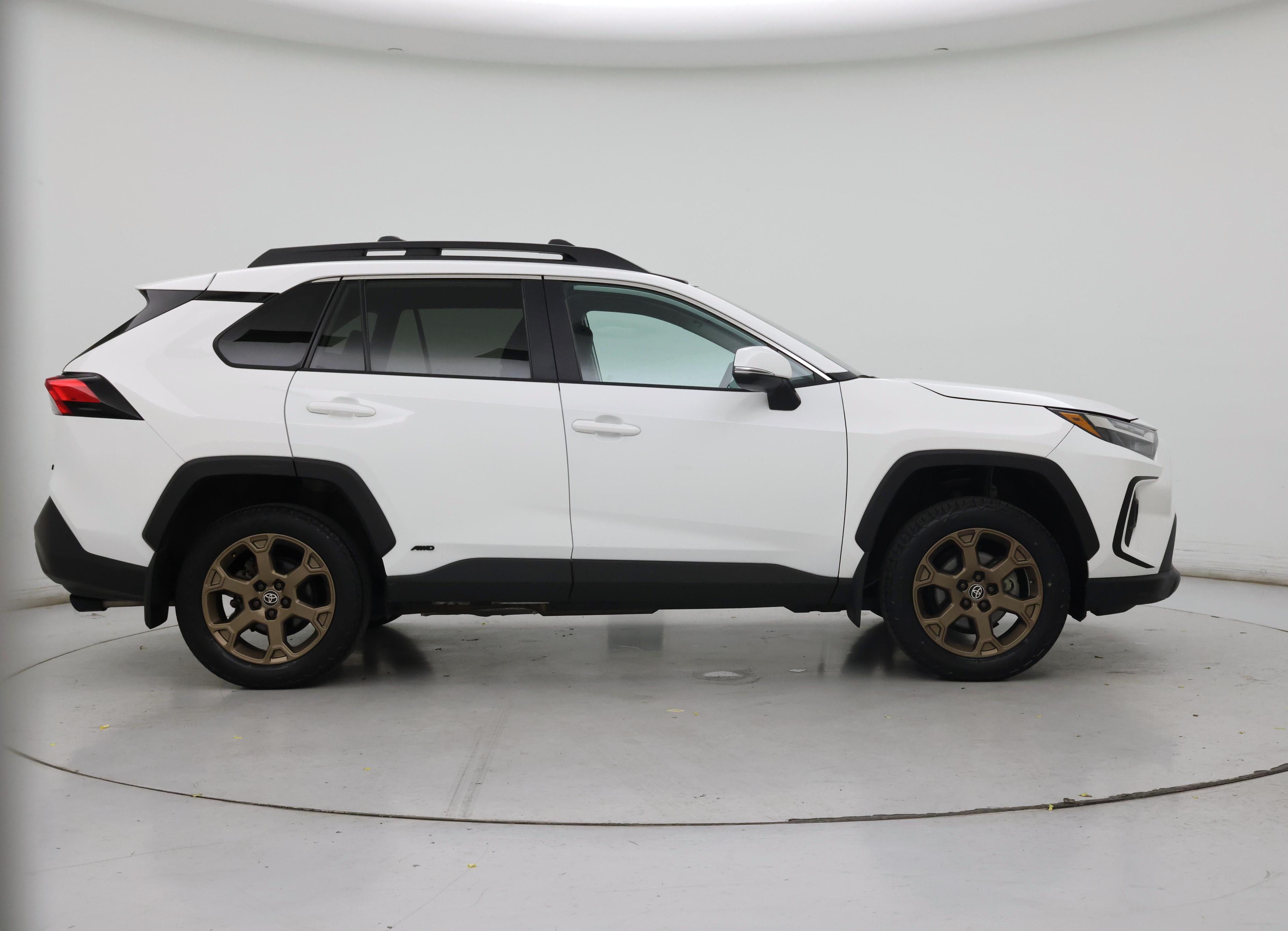 Thumbnail: 2023 Toyota RAV4 - 7
