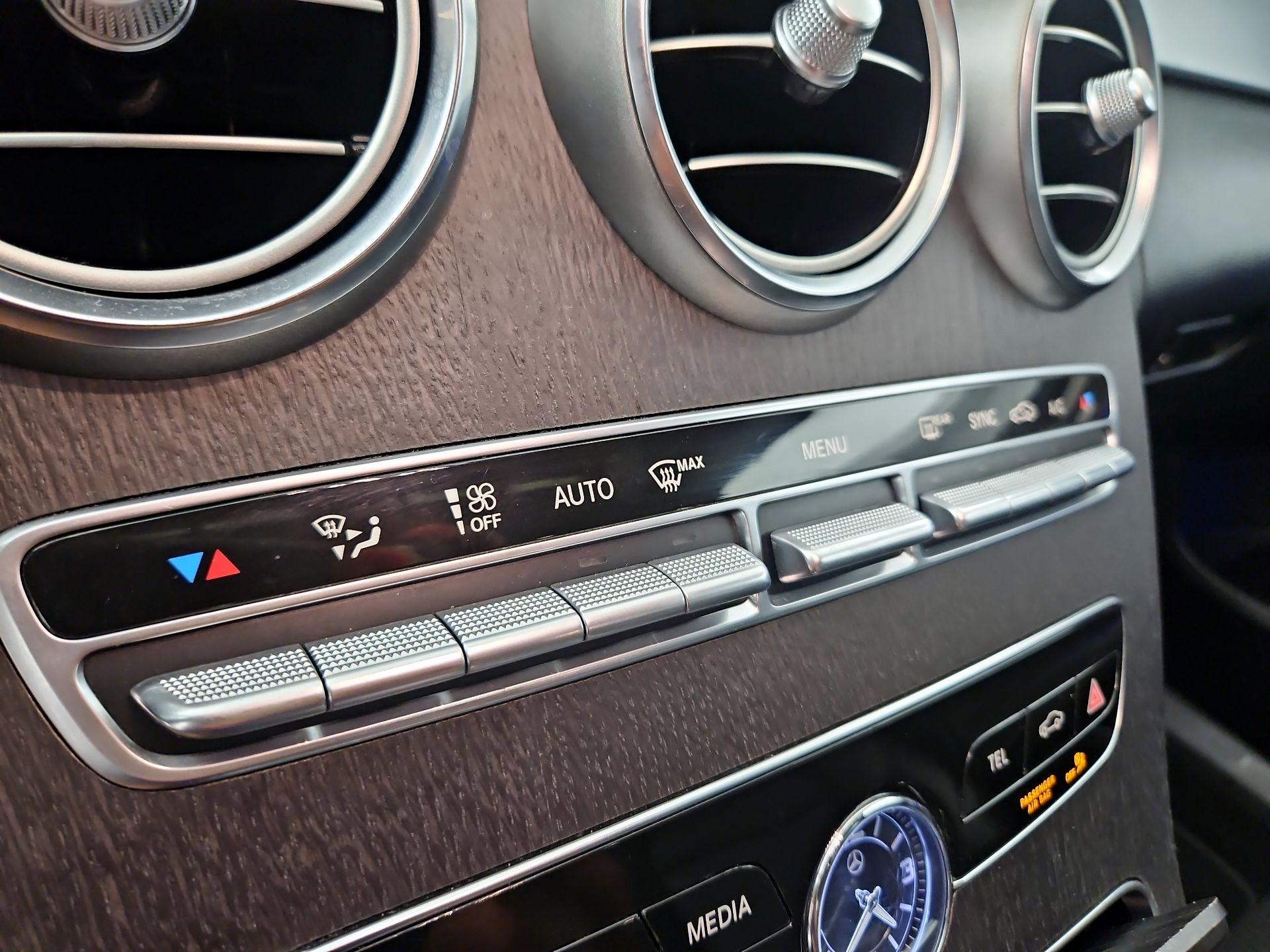 Thumbnail: 2020 Mercedes-Benz C-Class - 14