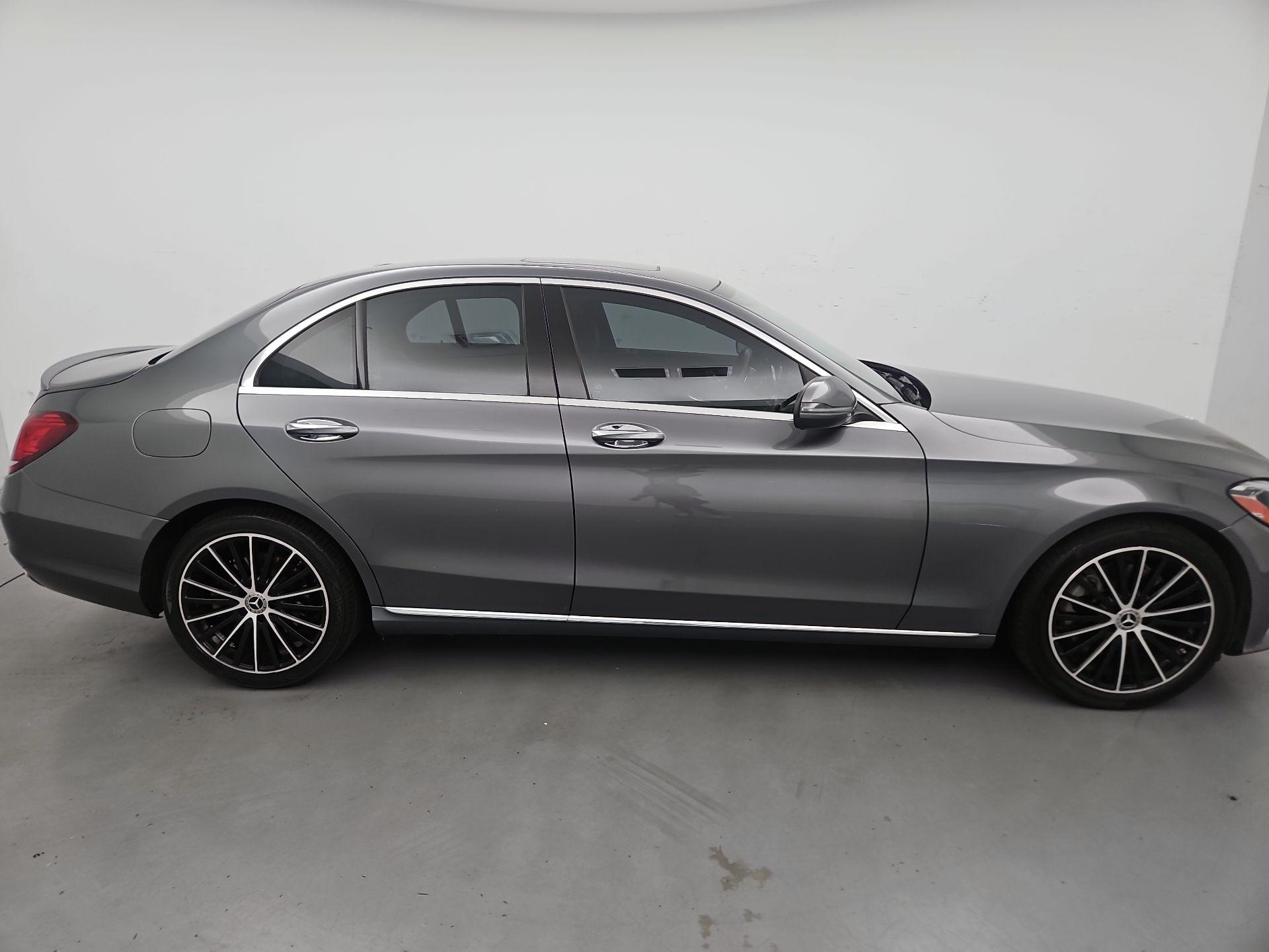 Thumbnail: 2020 Mercedes-Benz C-Class - 4