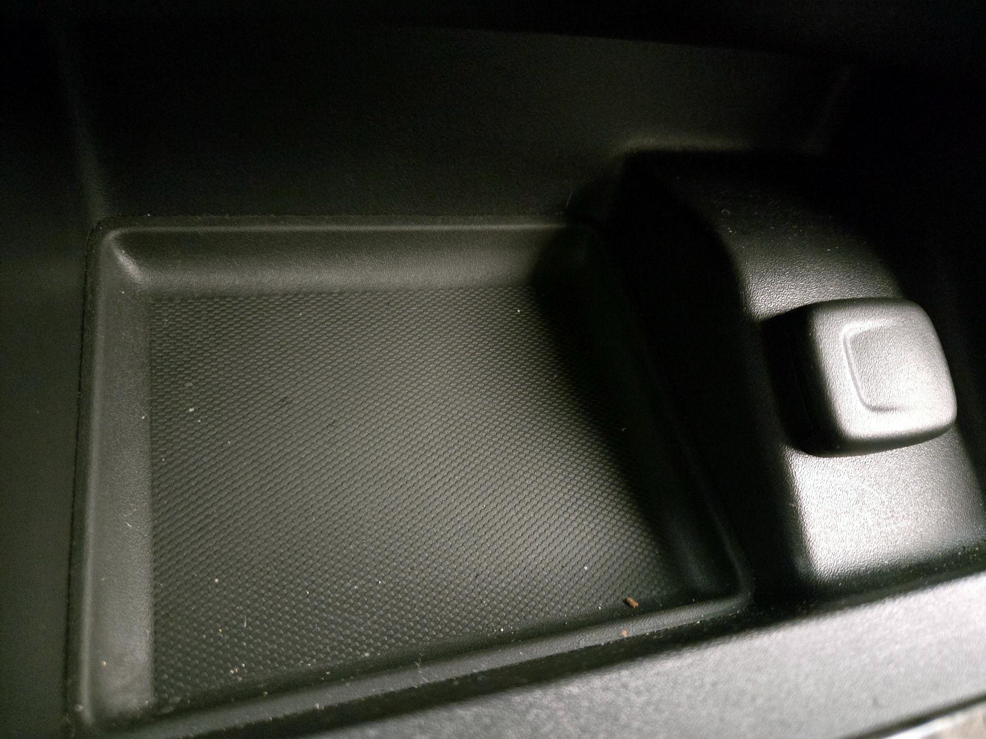 Thumbnail: 2015 Chevrolet Impala - 18