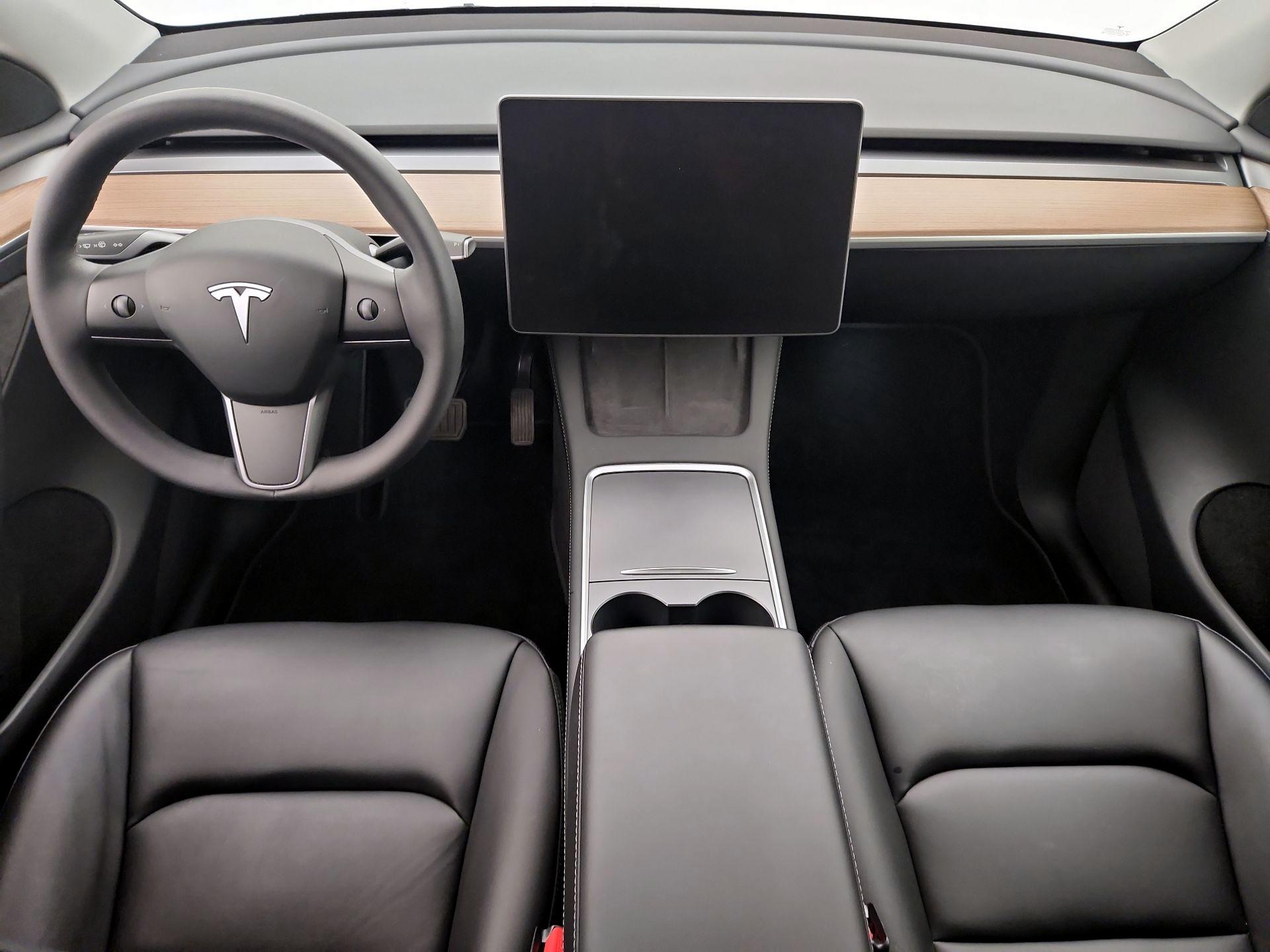 Thumbnail: 2023 Tesla Model Y - 9