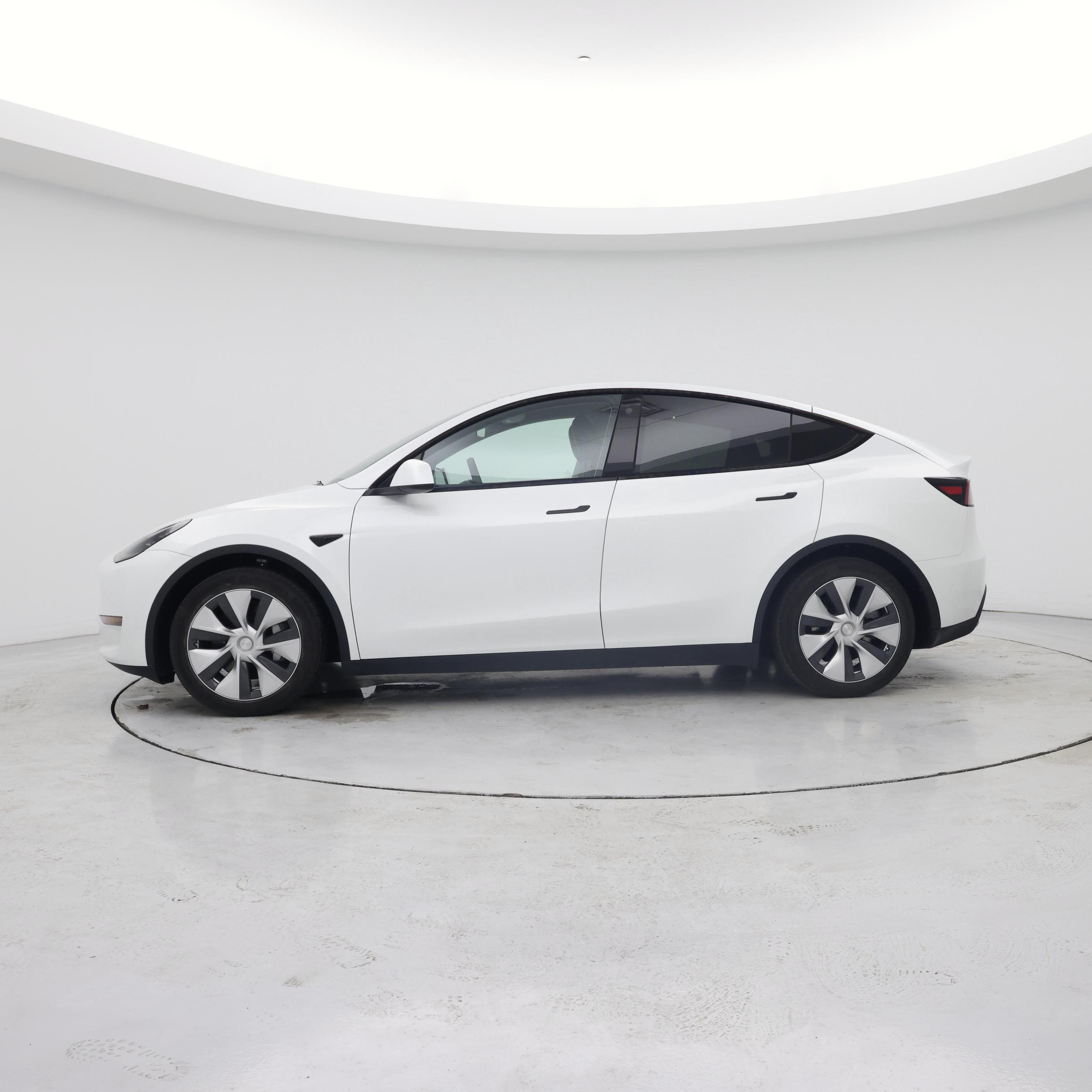 Thumbnail: 2023 Tesla Model Y - 3