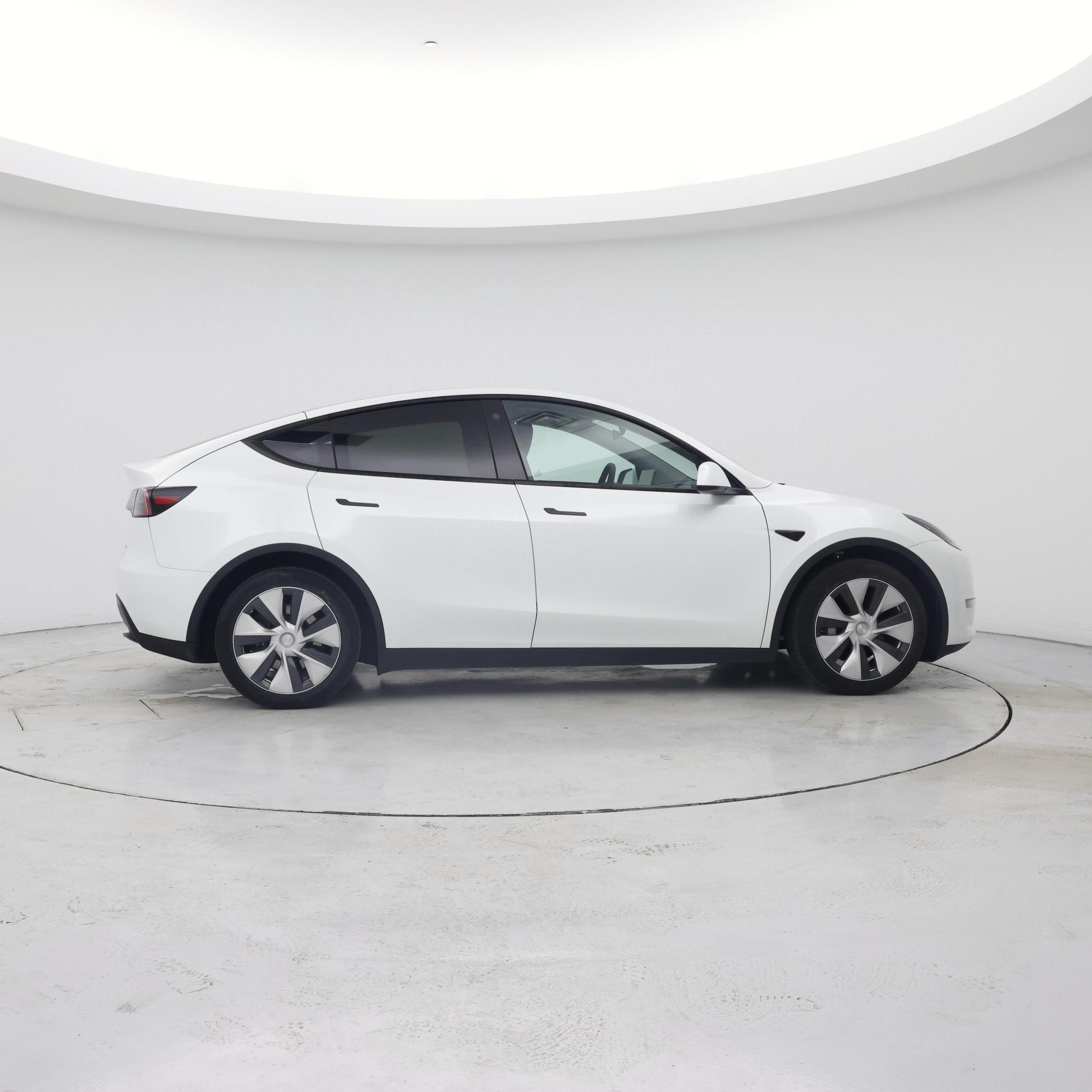 Thumbnail: 2023 Tesla Model Y - 7